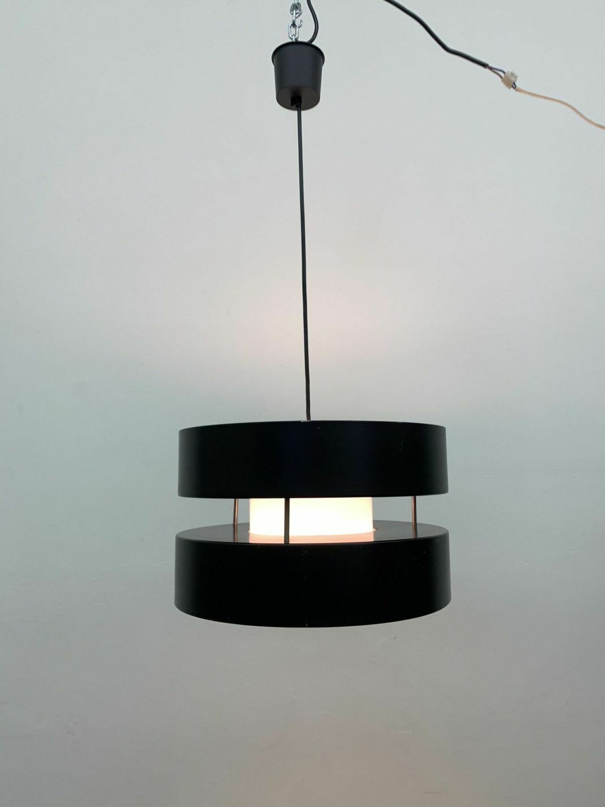 photo vintage Zeldzame Hagoort 259 Minimalistische Design Hanglamp, Ca. Jaren 1960