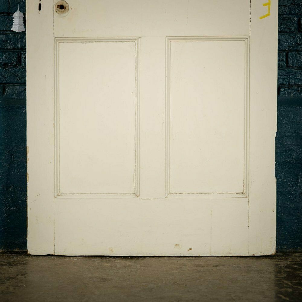Pine Panelled Door, Moulded 19th C 4 Panel, White Painted photo vinterior