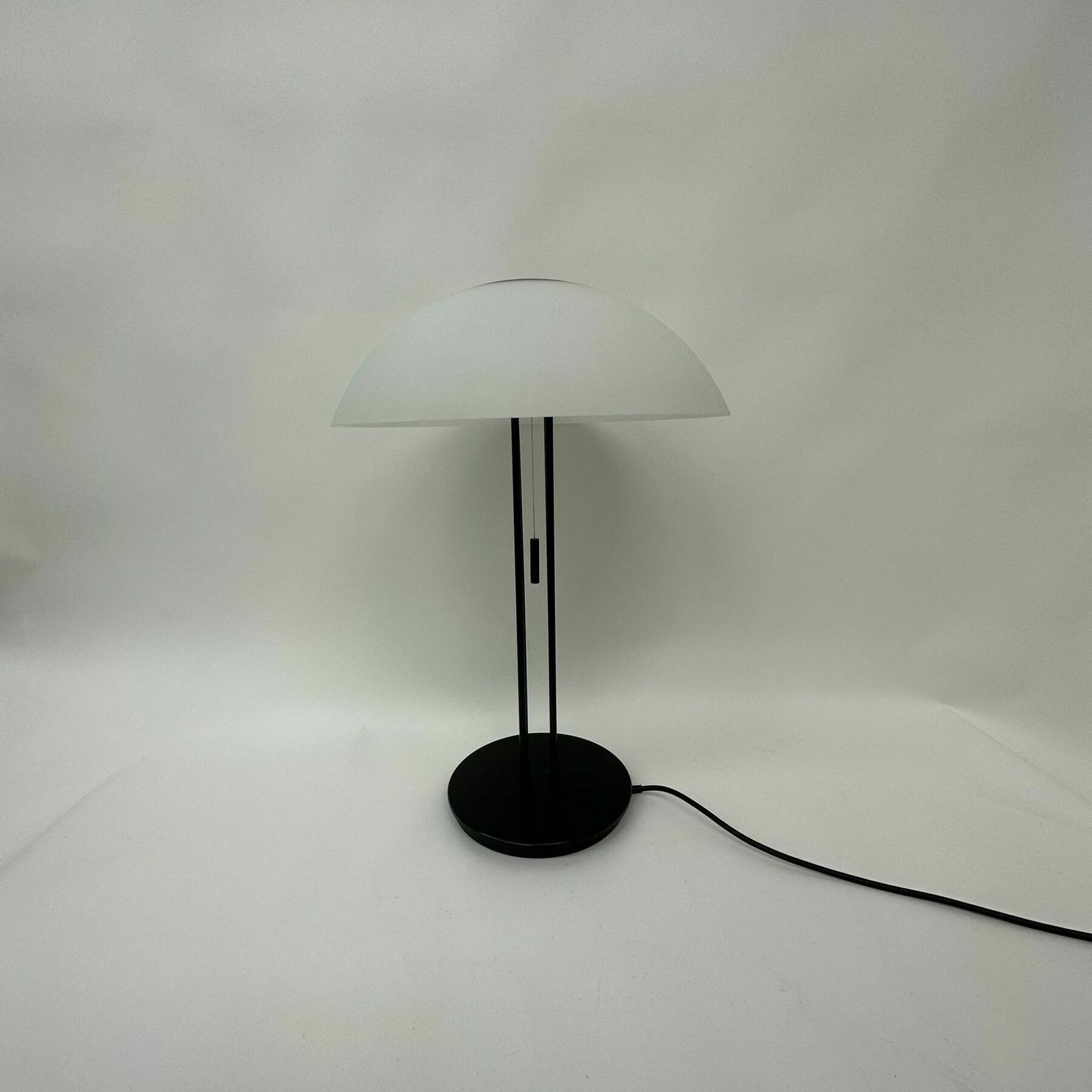 Limburg Glashitte Model 6460 Tafellamp, Jaren 1970 photo furniture