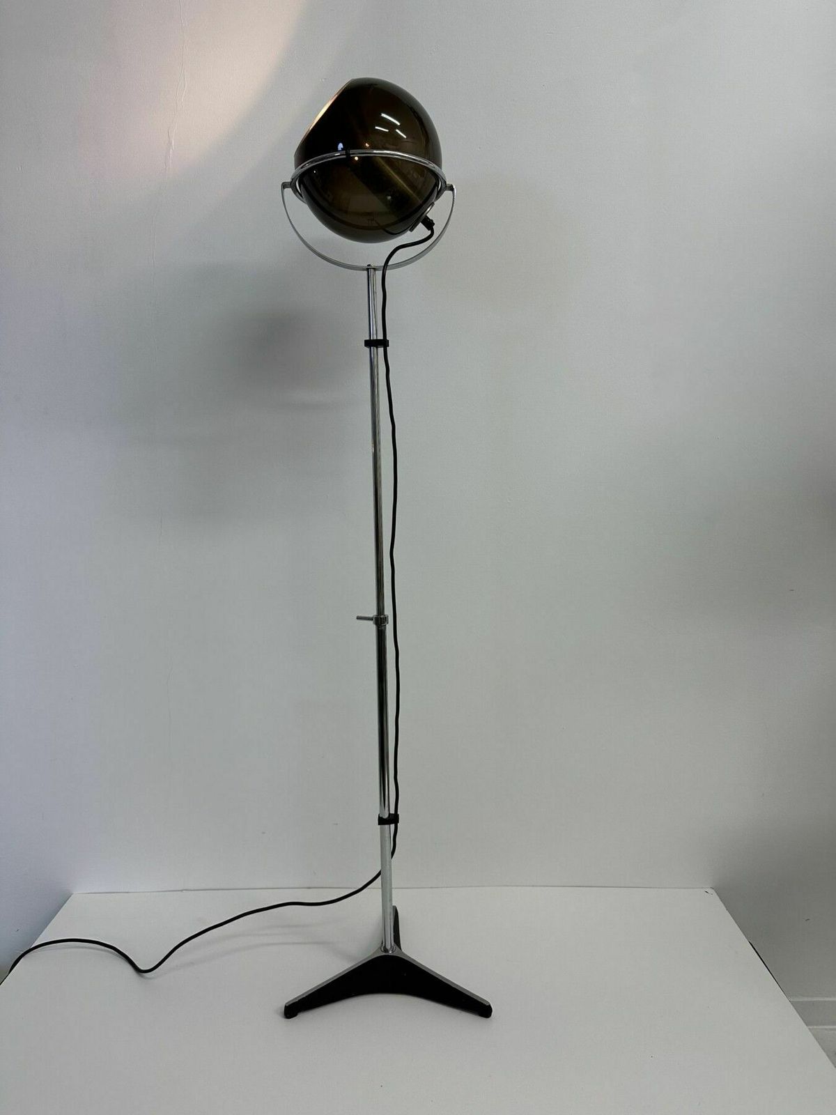 Raak Globe Vloerlamp Van Frank Ligtelijn, Jaren 1960 photo 902.0