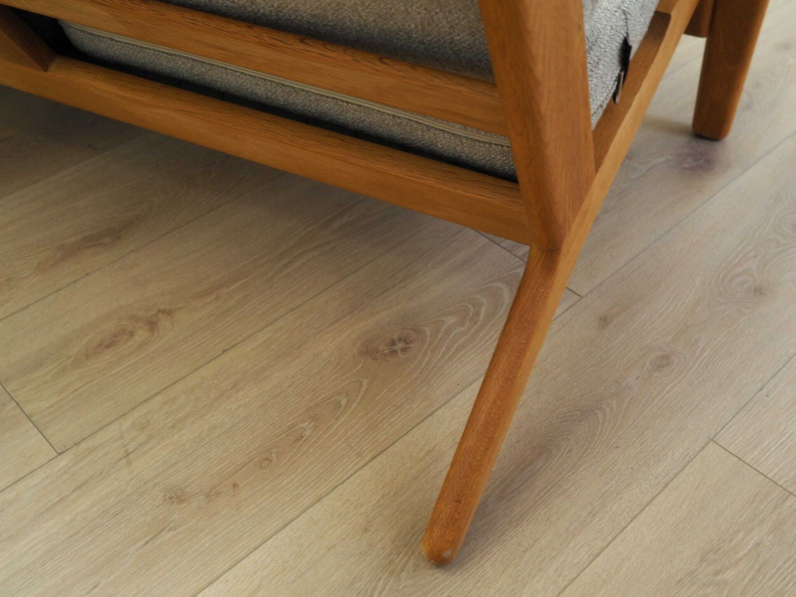 photo vinterior Oak Sofa, Danish Design, 1960s, Designer: Hans J. Wegner, Manufacturer: Getama