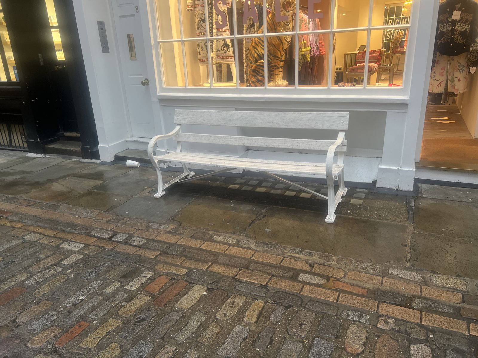 Vintage White Wooden Garden Bench Seat Cast Iron Ends photo 500.0
