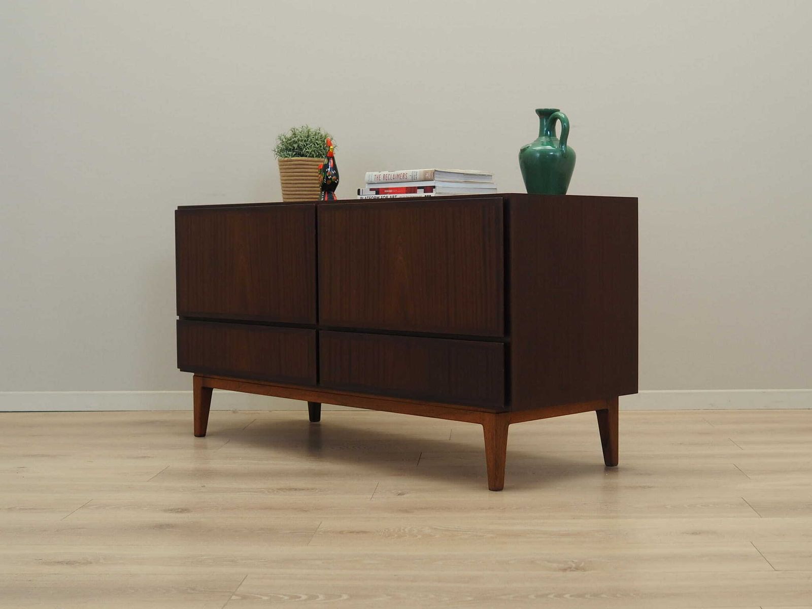 Ladekast Met Mahoniefineer, Deens Design, Jaren 1970 photo Meubels