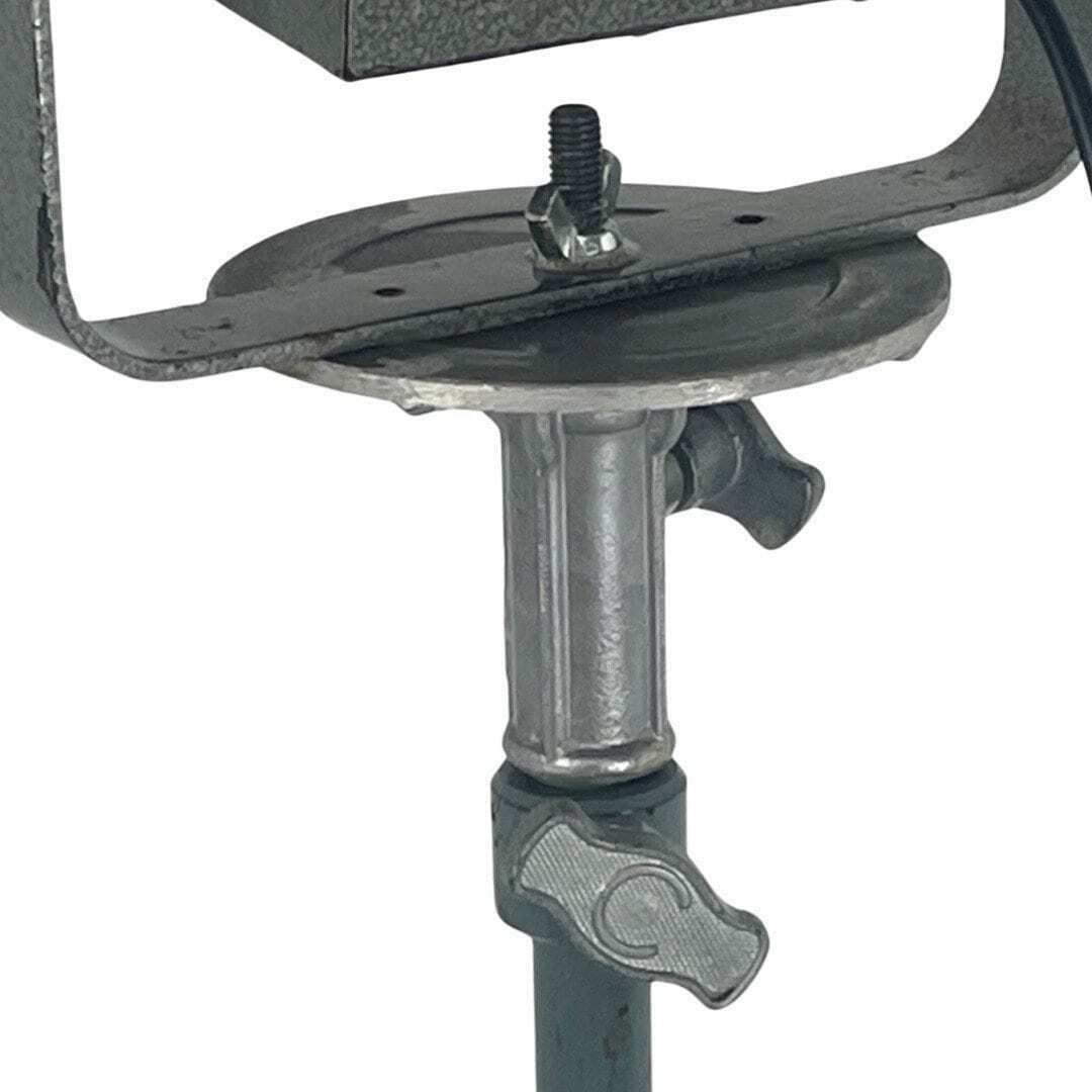 A.E. Cremer   1950's   Studio Lamp / Spotlight   Green   On Original Metal Tripod   Fully Original And Rewired   Made In France photo vinterior