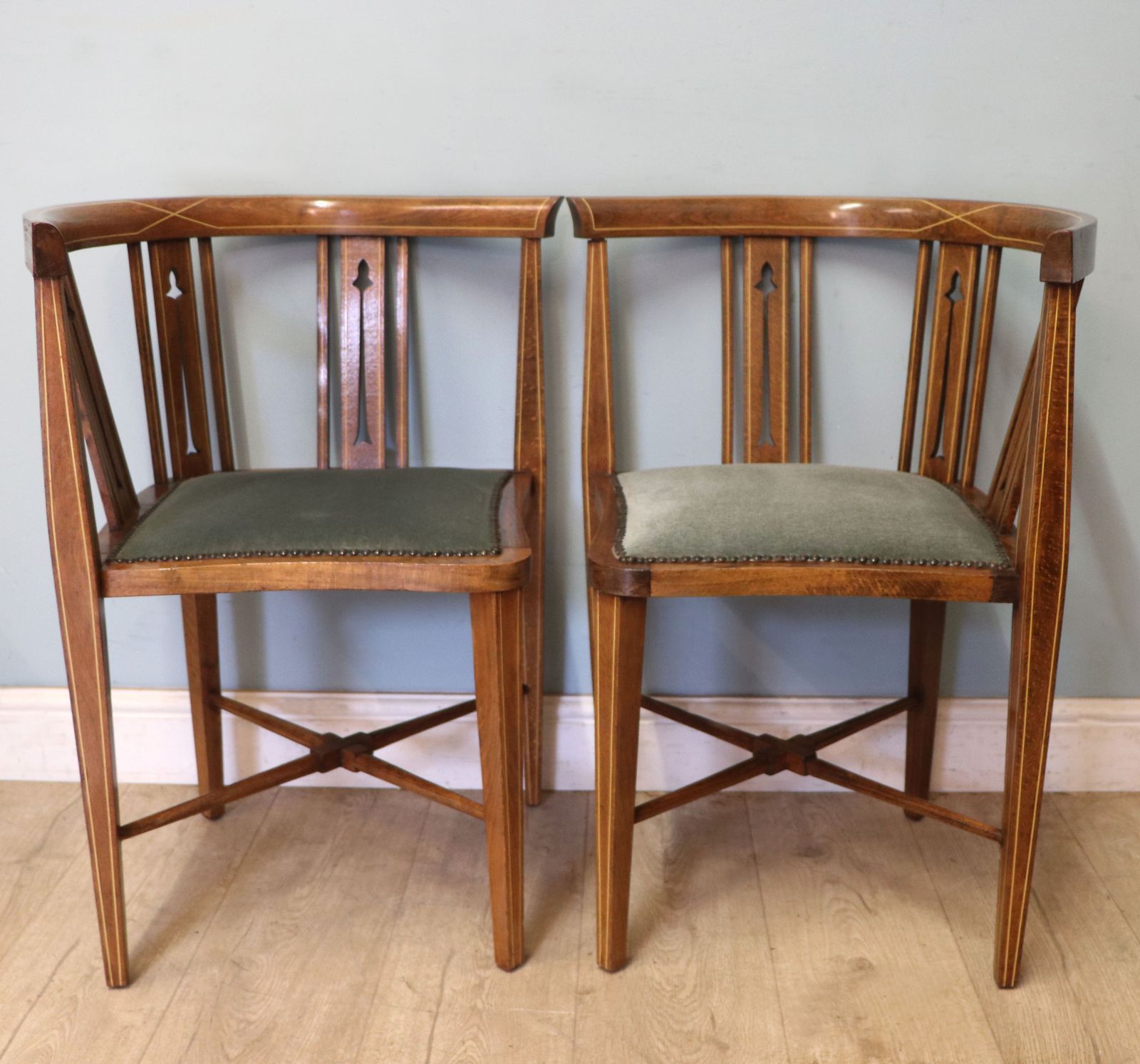 A Fantastic & Very Rare Pair Of Corner Chairs. photo furniture