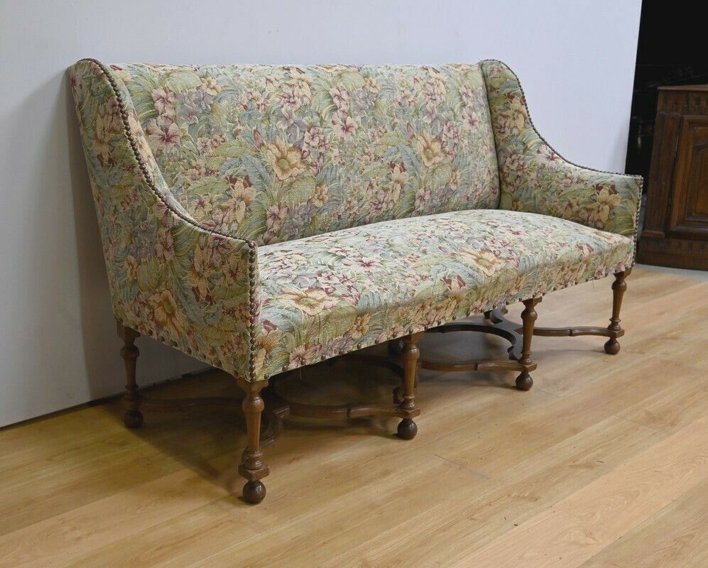 Important Property Bench, Louis XIV Period – Early 18th Century photo Furniture