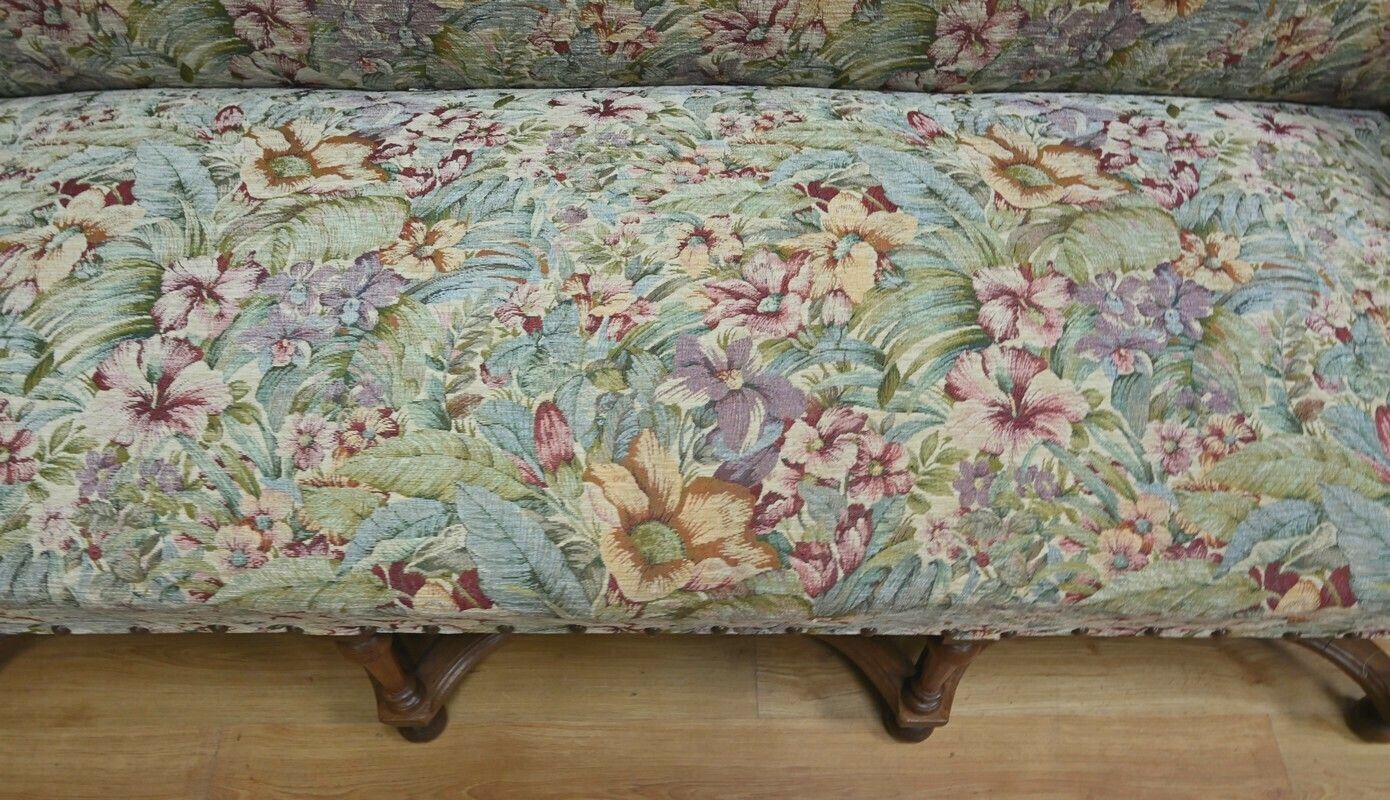 photo for sale Important Property Bench, Louis XIV Period – Early 18th Century