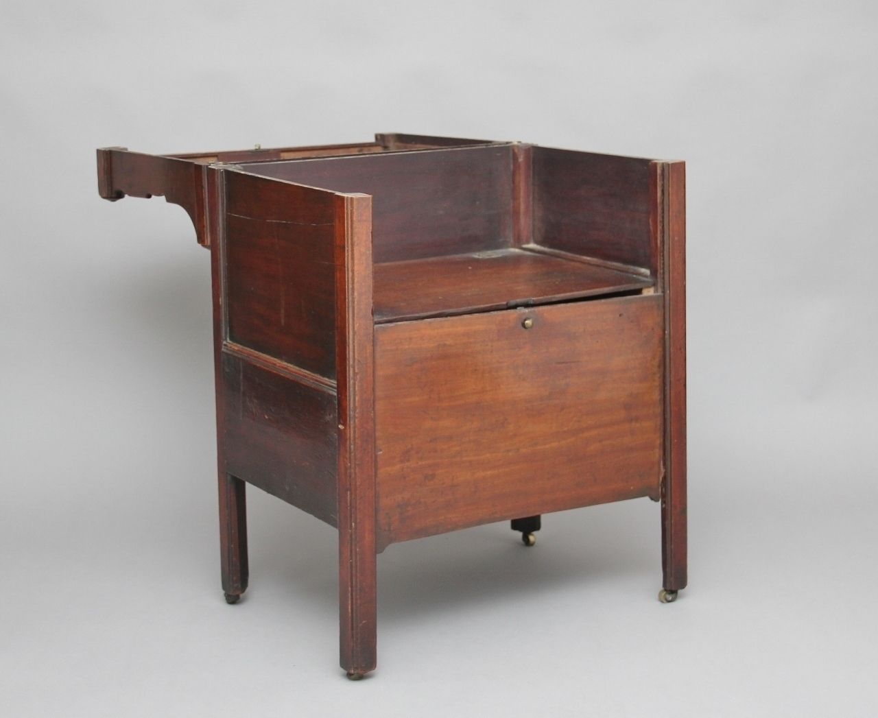 18th Century Mahogany Bedside Cupboard photo for sale
