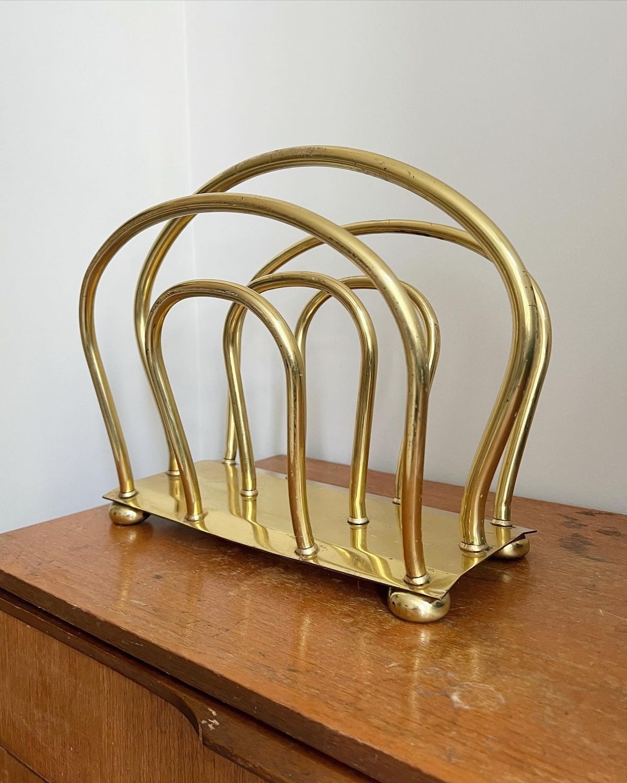 Mid Century Brass 1960s Magazine Rack photo 350.0