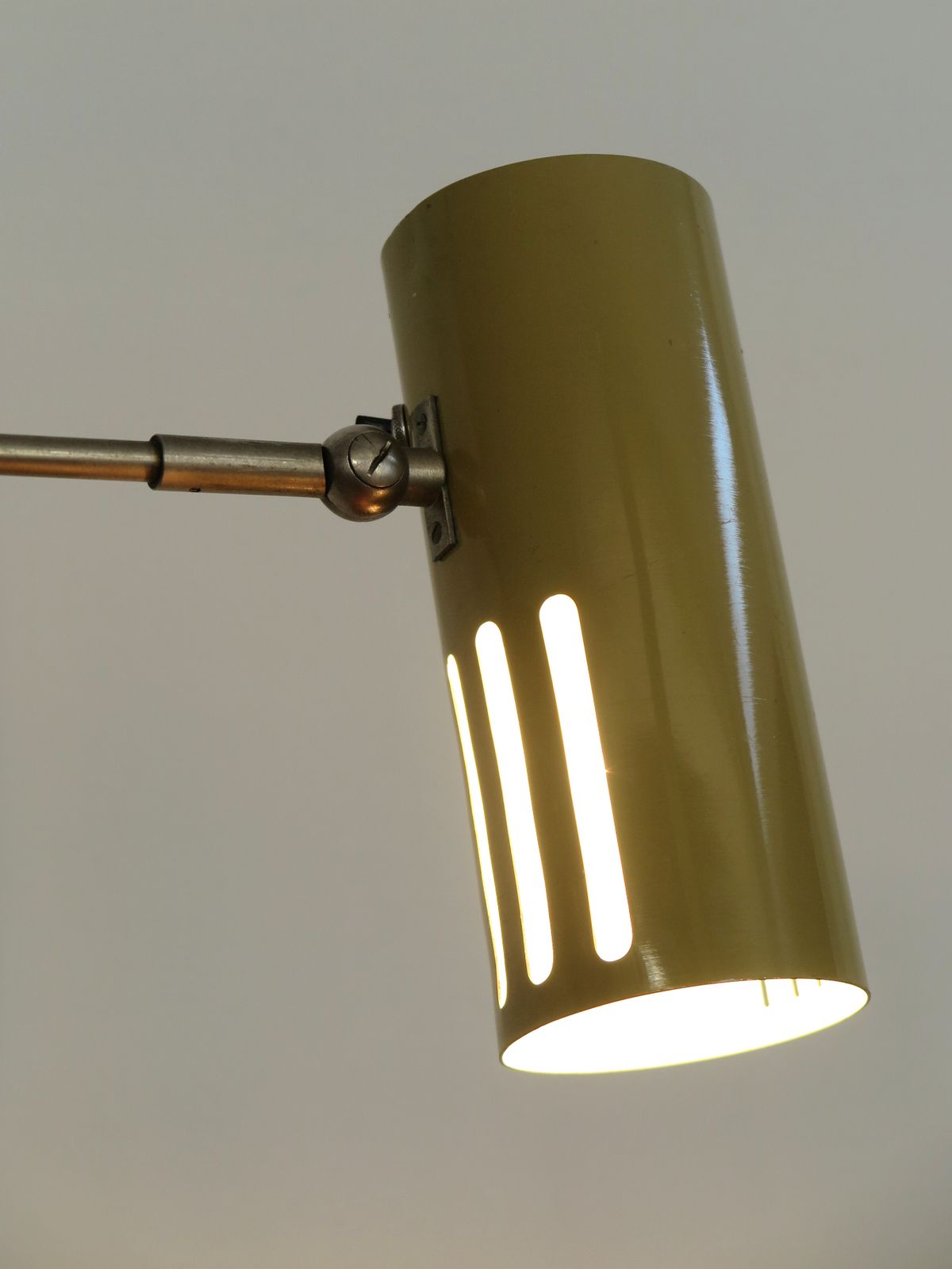 photo furniture Italian Stilnovo Metal Clamp Lamp 1950s