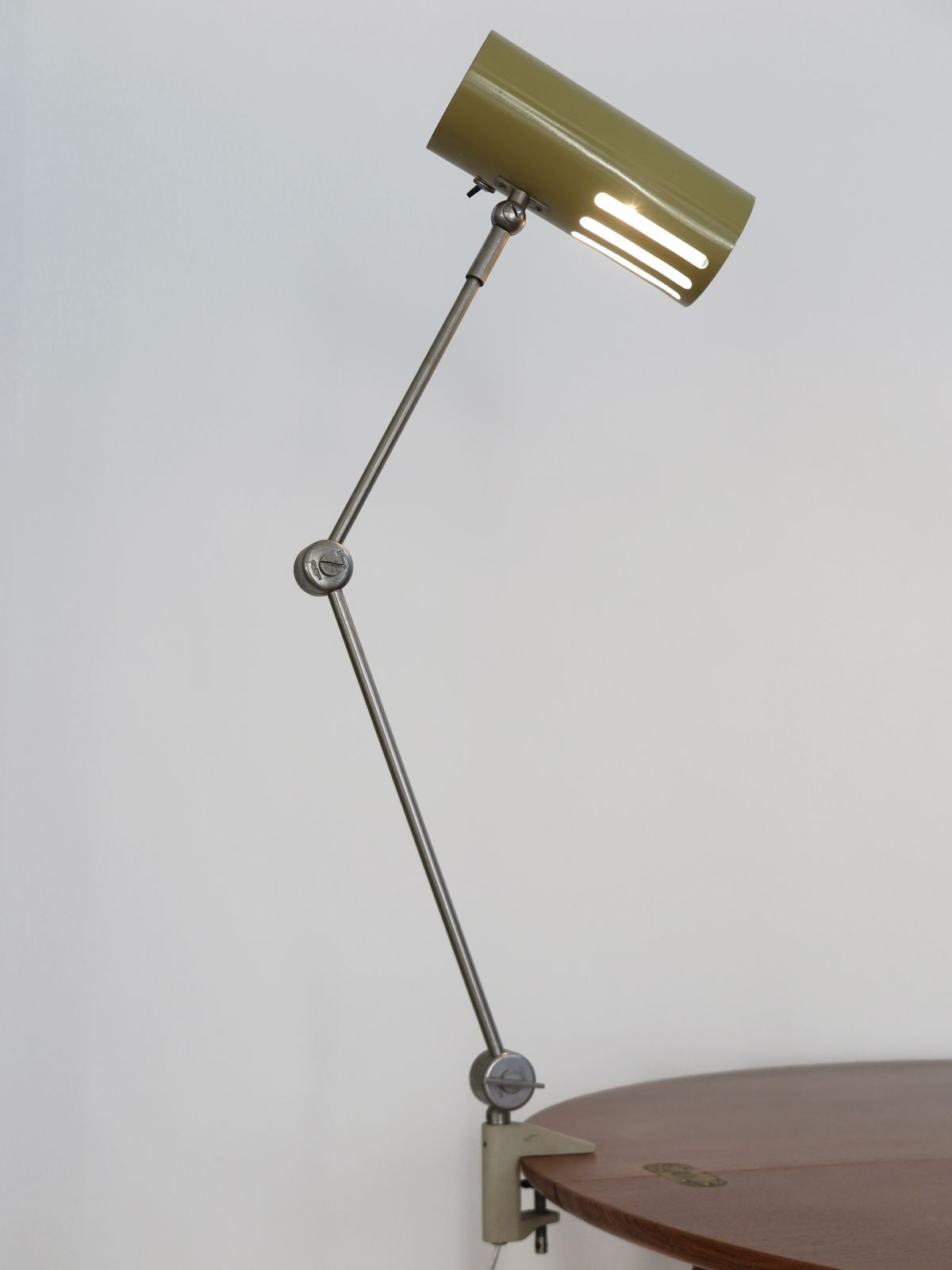 Italian Stilnovo Metal Clamp Lamp 1950s photo vinterior