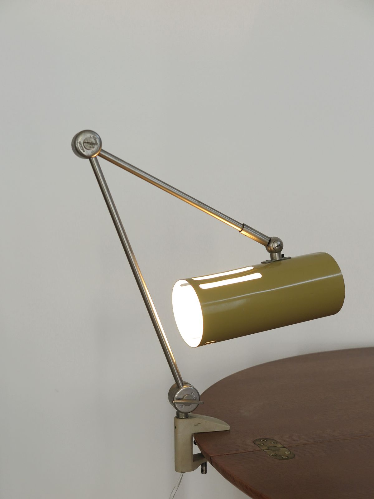 Italian Stilnovo Metal Clamp Lamp 1950s photo Lighting
