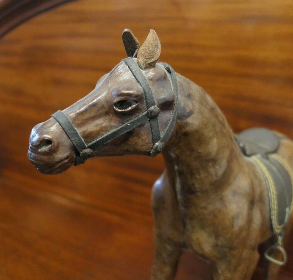 Arts And Crafts Leather Model Of A Horse photo 714.0