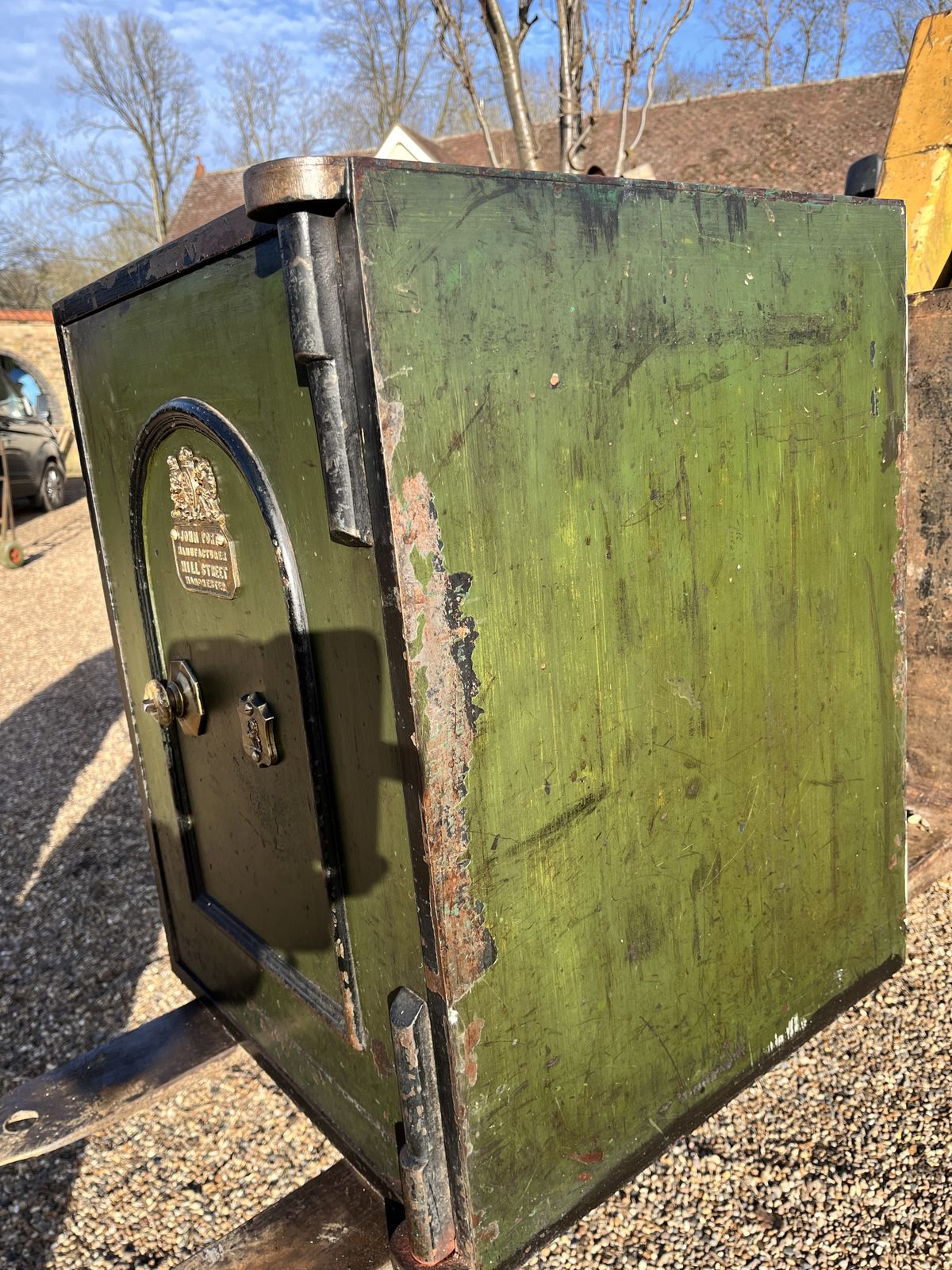 Vintage Safe photo 450.0