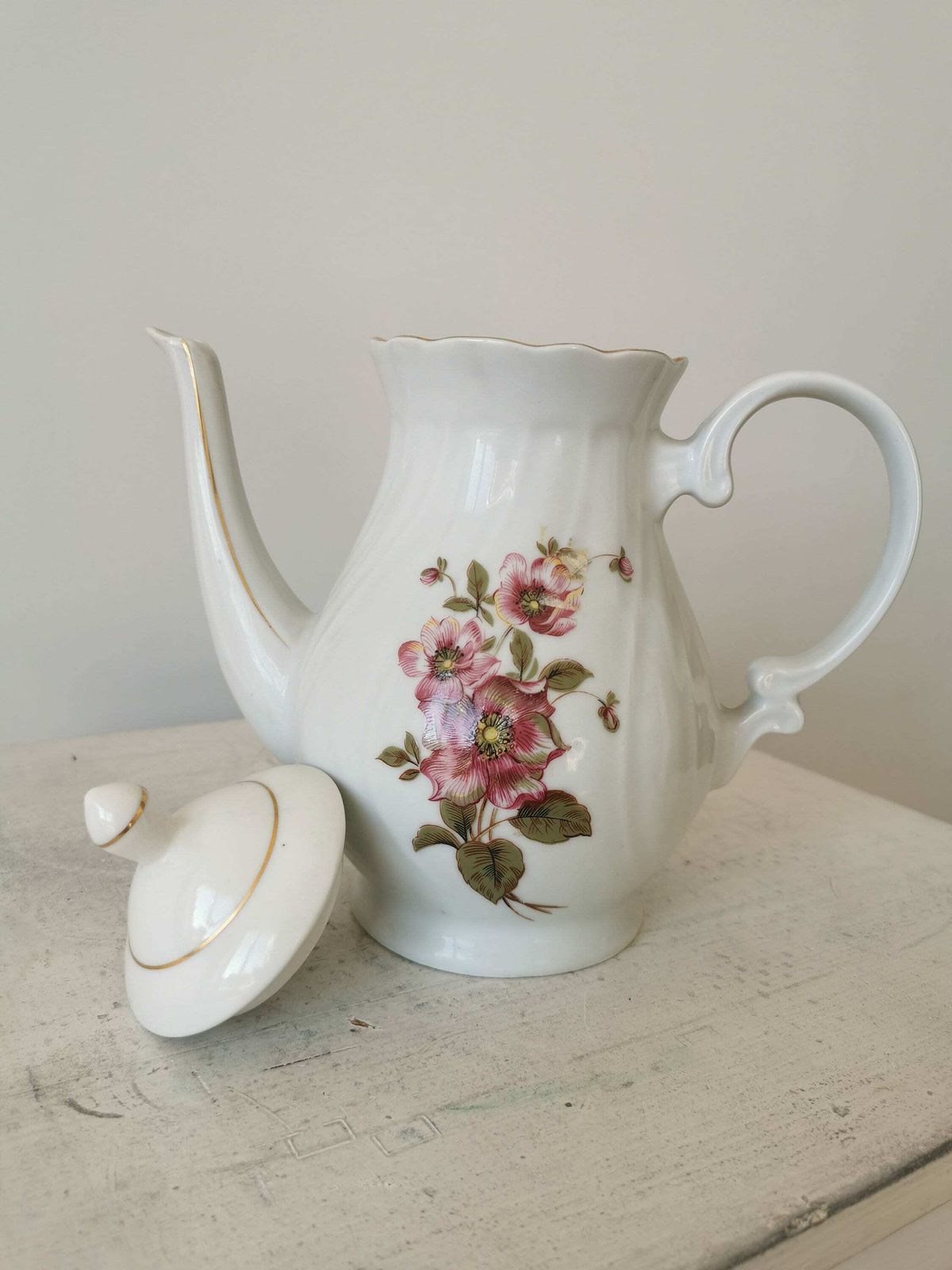 Vintage Royal White Teapot With Rose Moss Motive With Lid And Handle / Japan Porcelain Ceramics / Gold Pink Details Coffee Pot 1960s photo furniture