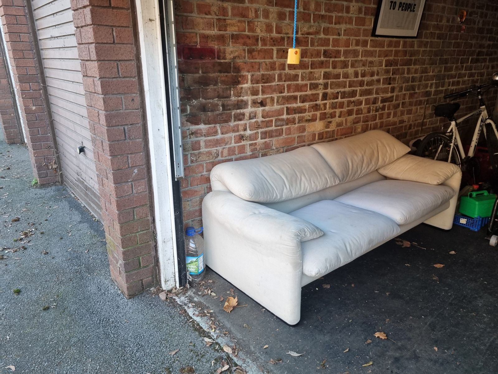 Cassina Maralunga 2 Seater Sofa In Original Ecru Off White Upholstery