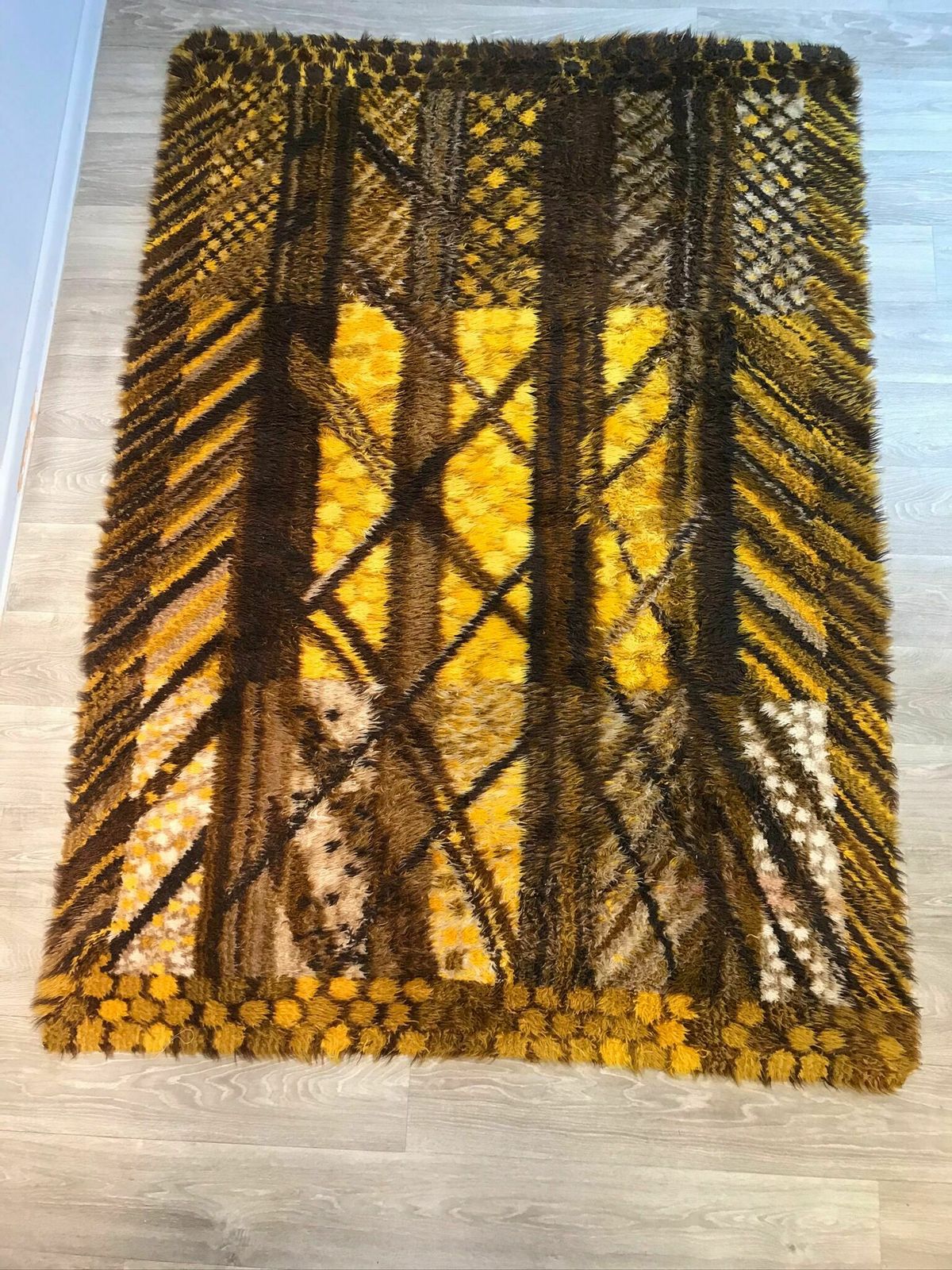 231.0 Carpet öster Gyllen Shag Rug Yellow Brown Vintage Suede photo