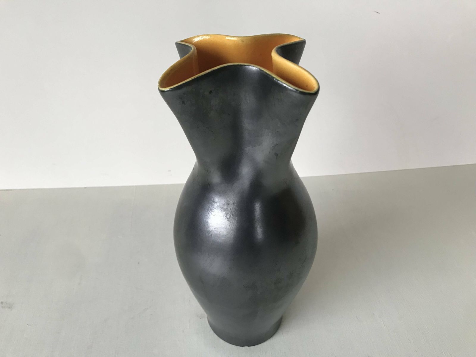 Ceramic Vase From The Cab Factory (Bordeaux Art Ceramics). photo vintage