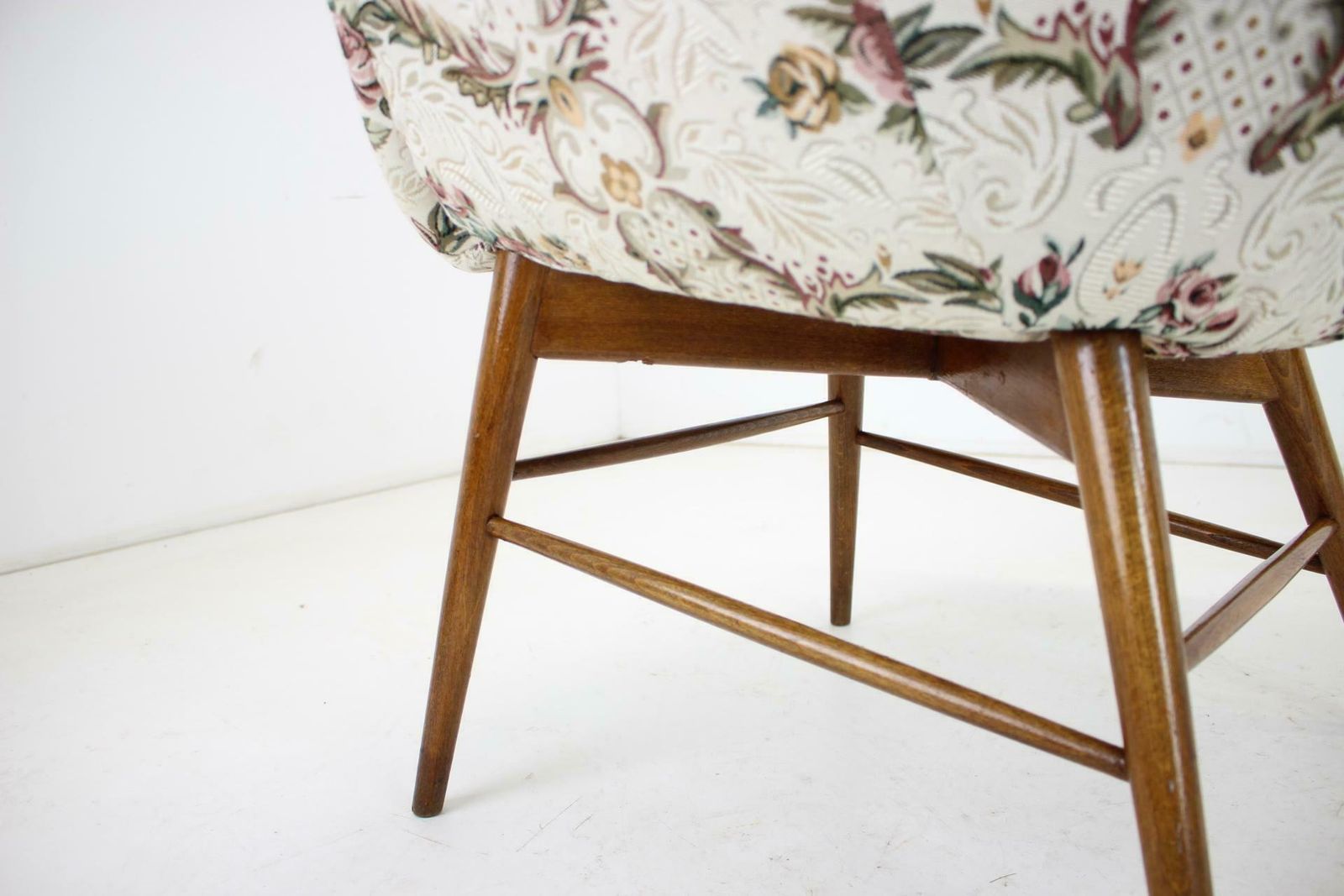 photo for sale 1960s Miroslav Navratil Shell Lounge Chair, Czechoslovakia