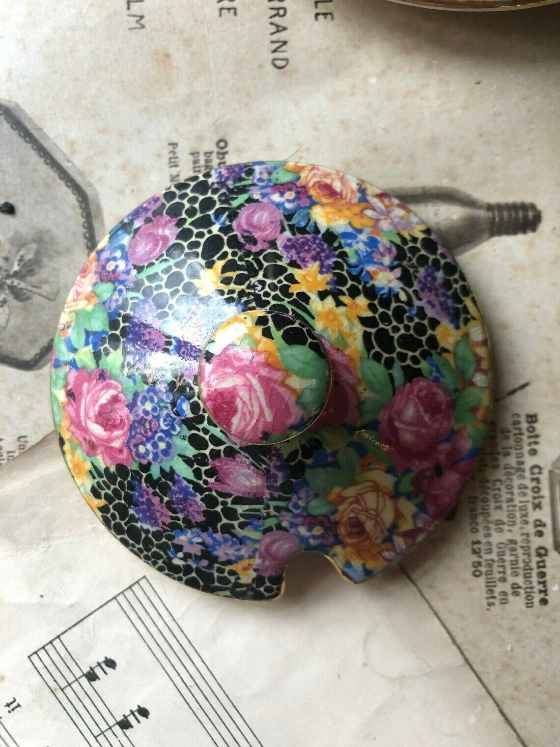 Grimwades Royal Winton 'Hazel' Chintz Preserve Pot With Lid And Attached Saucer C1935 photo vinterior