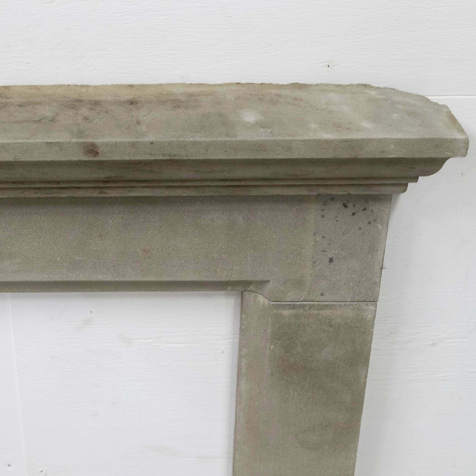 Antique Late 18th Century Stone Fireplace Surround photo vinterior
