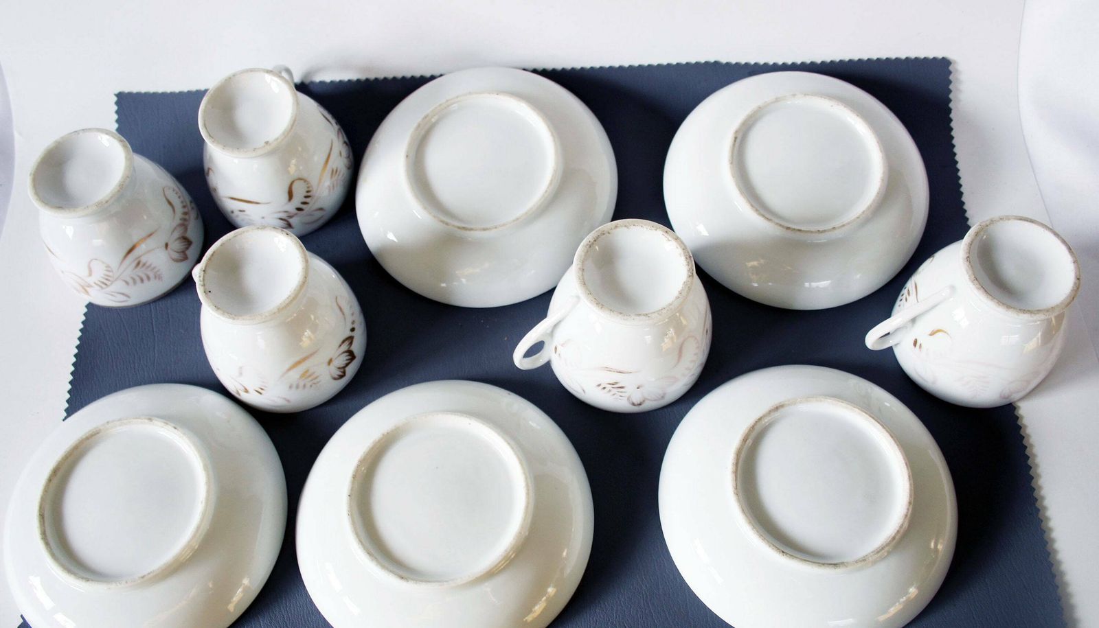 Antique Vieux Paris Porcelain Empire Regency Tea Or Coffee Service Set, Handpainted, Gold Decor, Neoclassical 19th Century, 17 Pieces photo vinterior