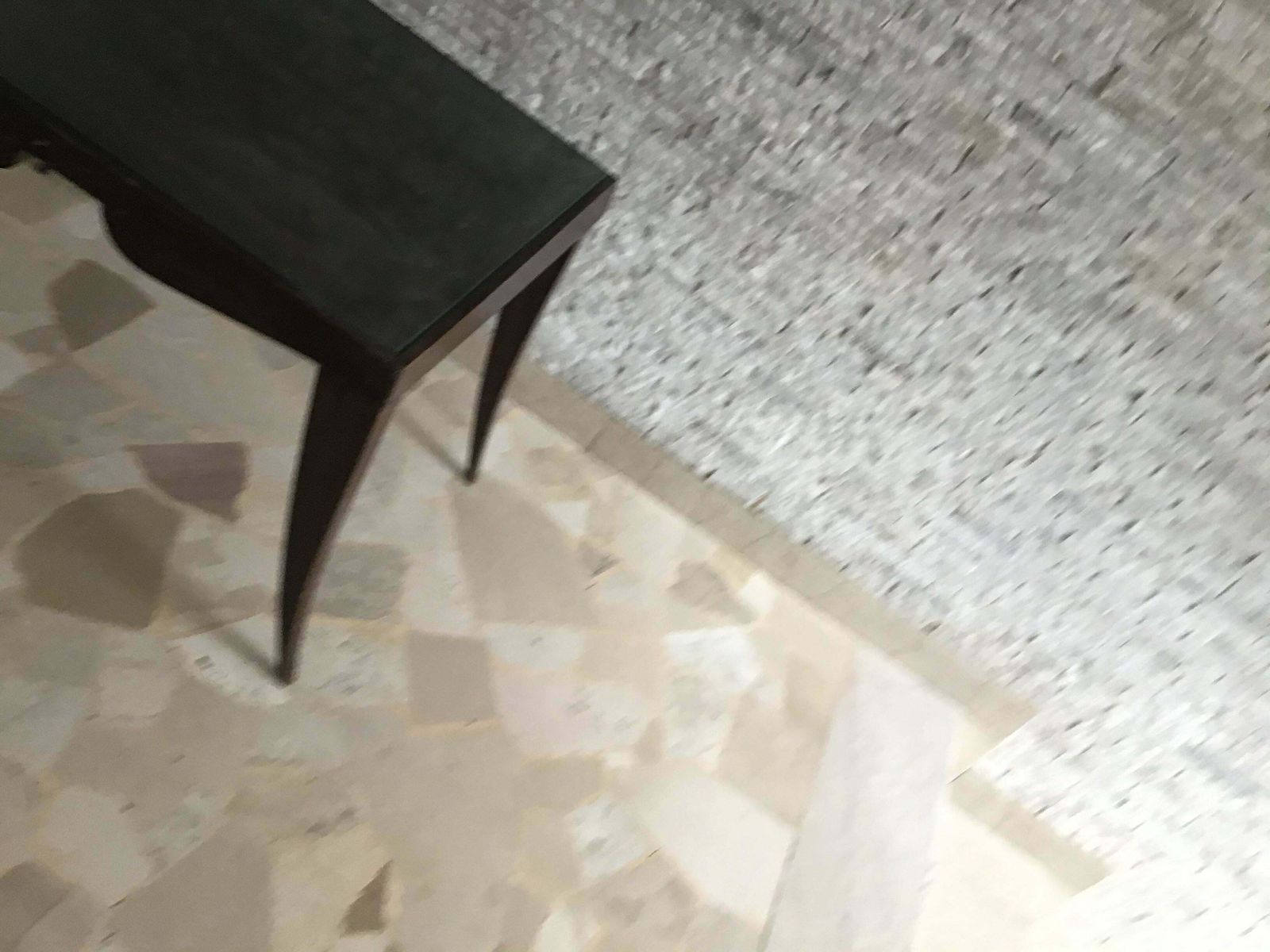 photo vinterior Osvaldo Borsani Coffee ' Table. Wood Glass 1950 Italy