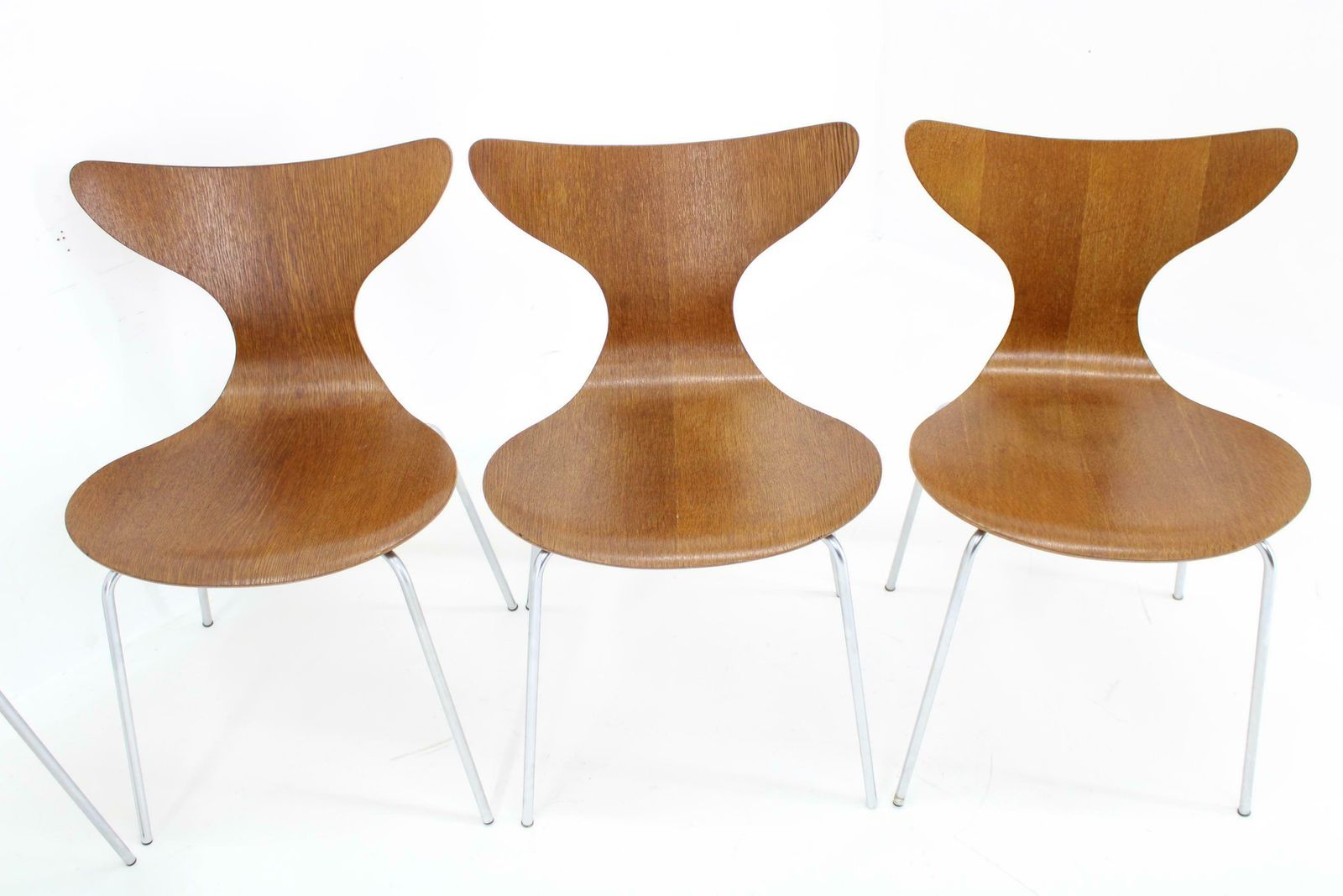 1970s Arne Jacobsen Set Of Six Lily Chairs In Oak By Fritz Hansen, Denmark photo 4085.0