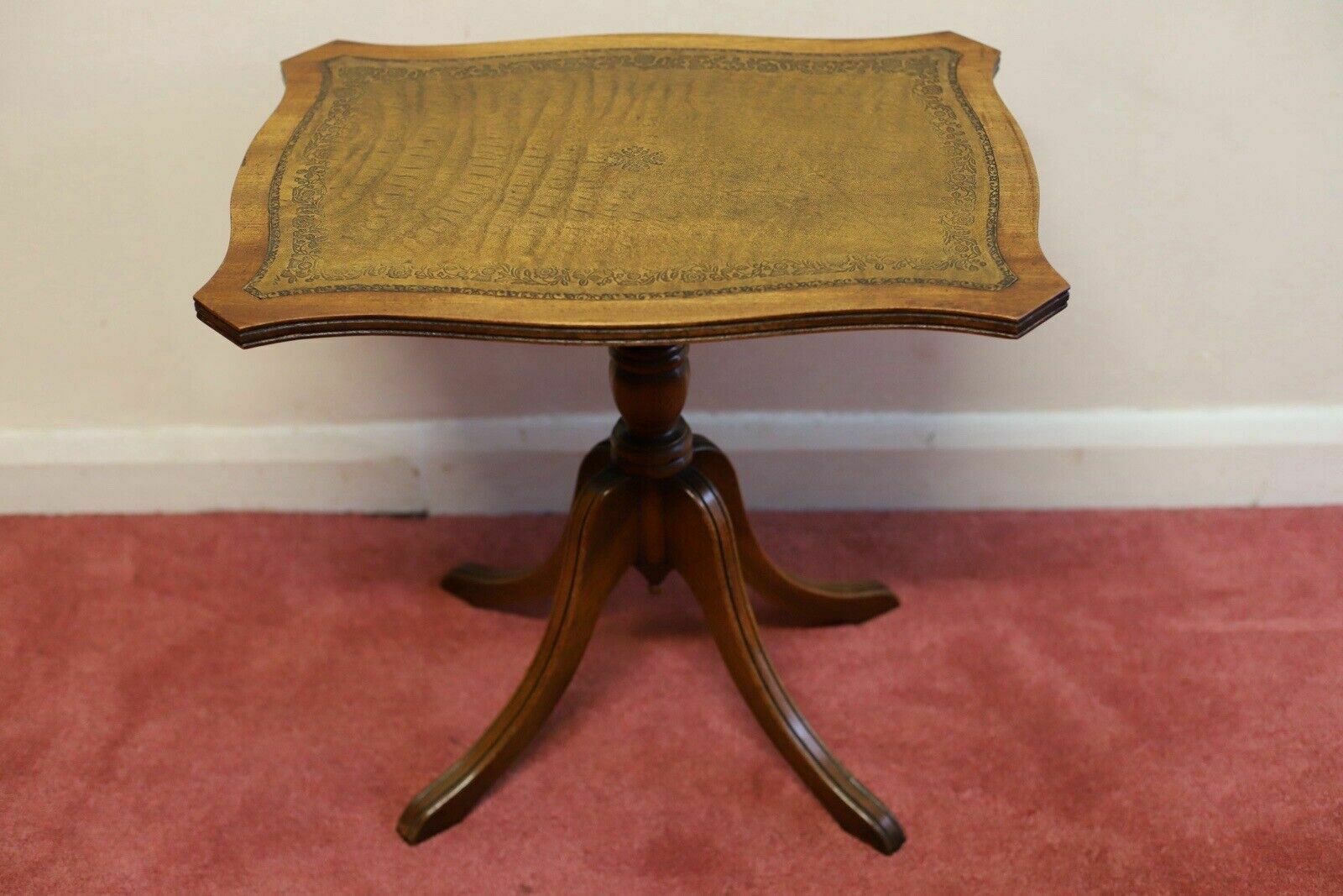 Bevan Funnell Reprodux Lovely Mahogany Tilt Top Occasional Table photo furniture