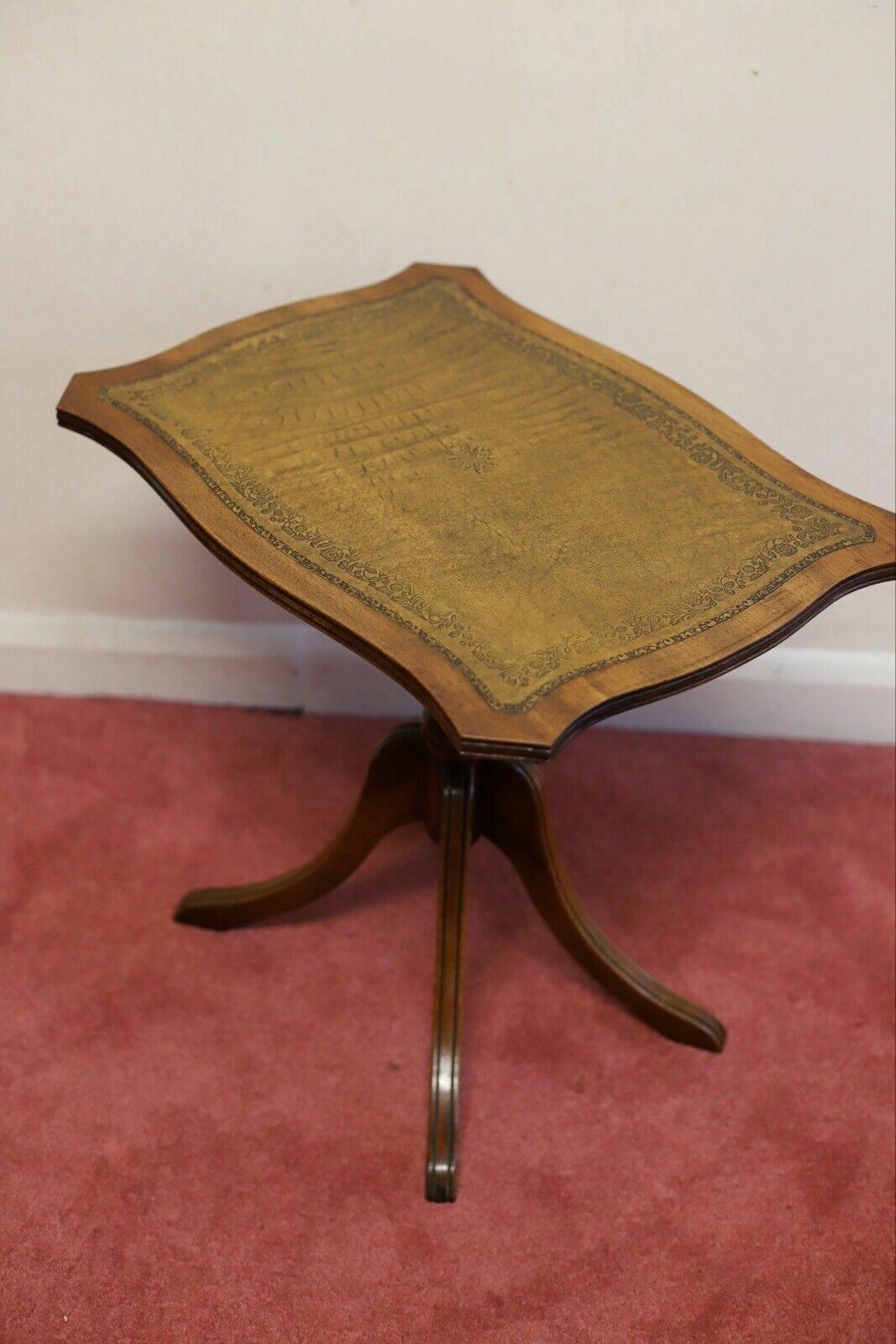 Bevan Funnell Reprodux Lovely Mahogany Tilt Top Occasional Table photo vintage