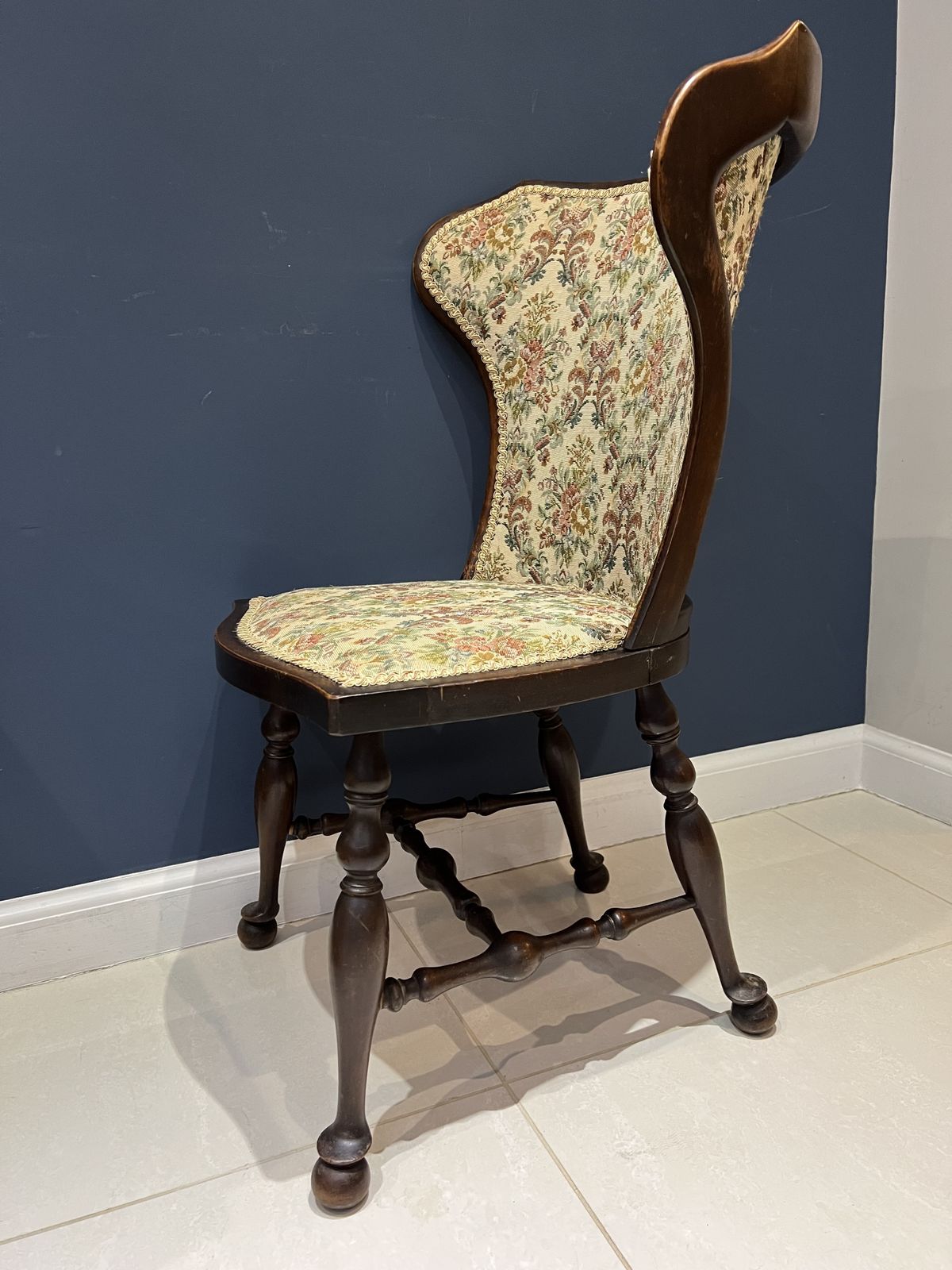 photo buy 19th Century Arts And Crafts Curved Wingback Chair