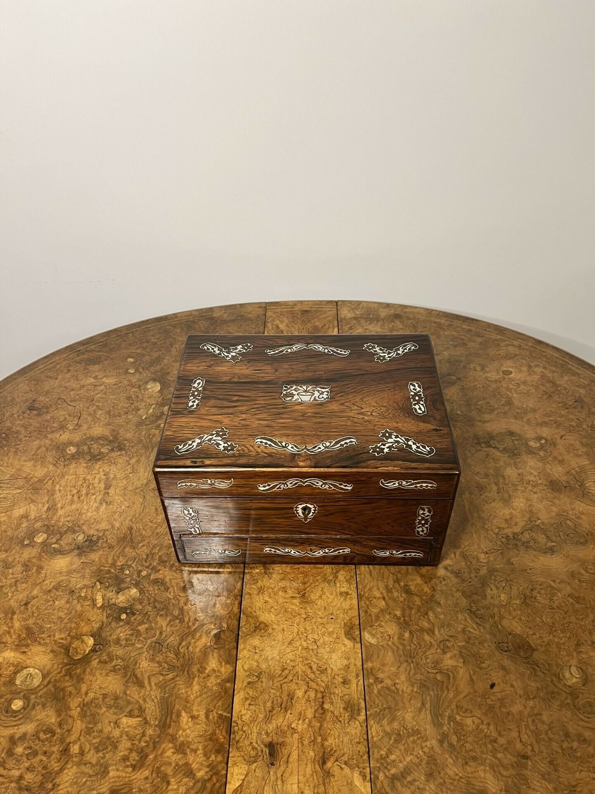Fantastic Quality Antique Rosewood And Mother Of Pearl Inlaid Work Box photo for sale