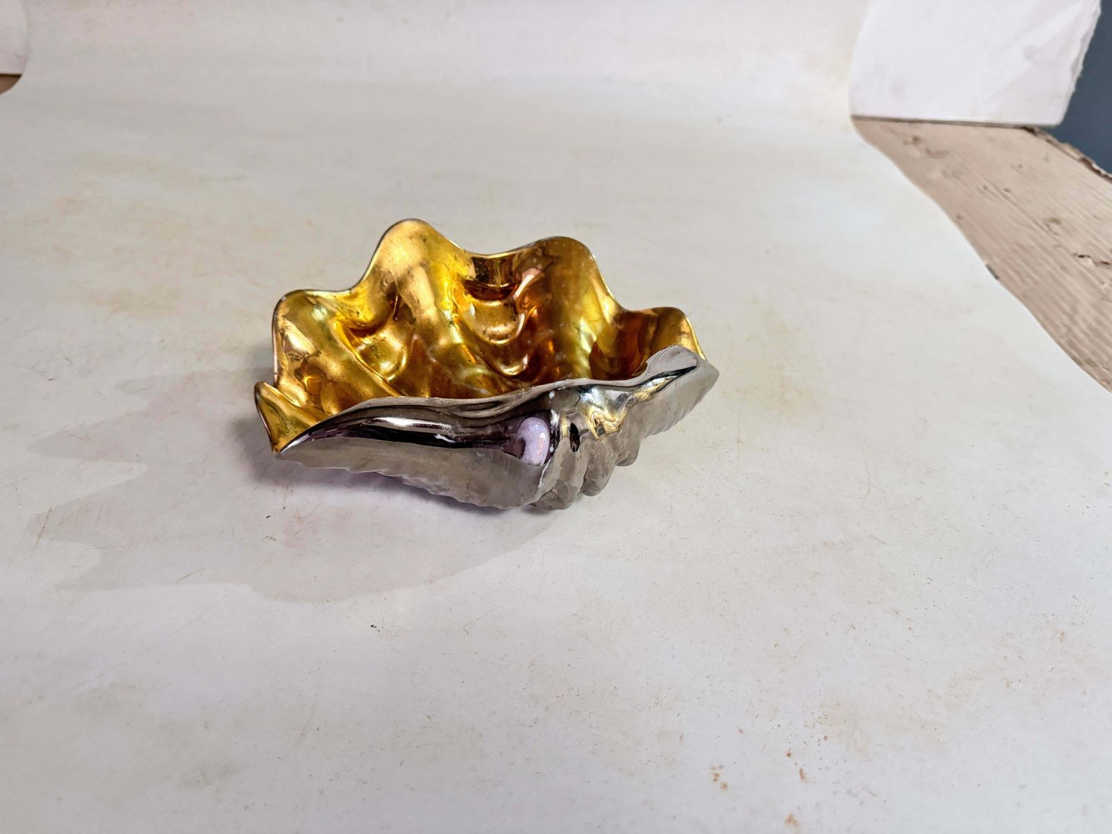 Ceramic Shell Vide Poche Silver And Gold Colors 20th Century photo Home Decor