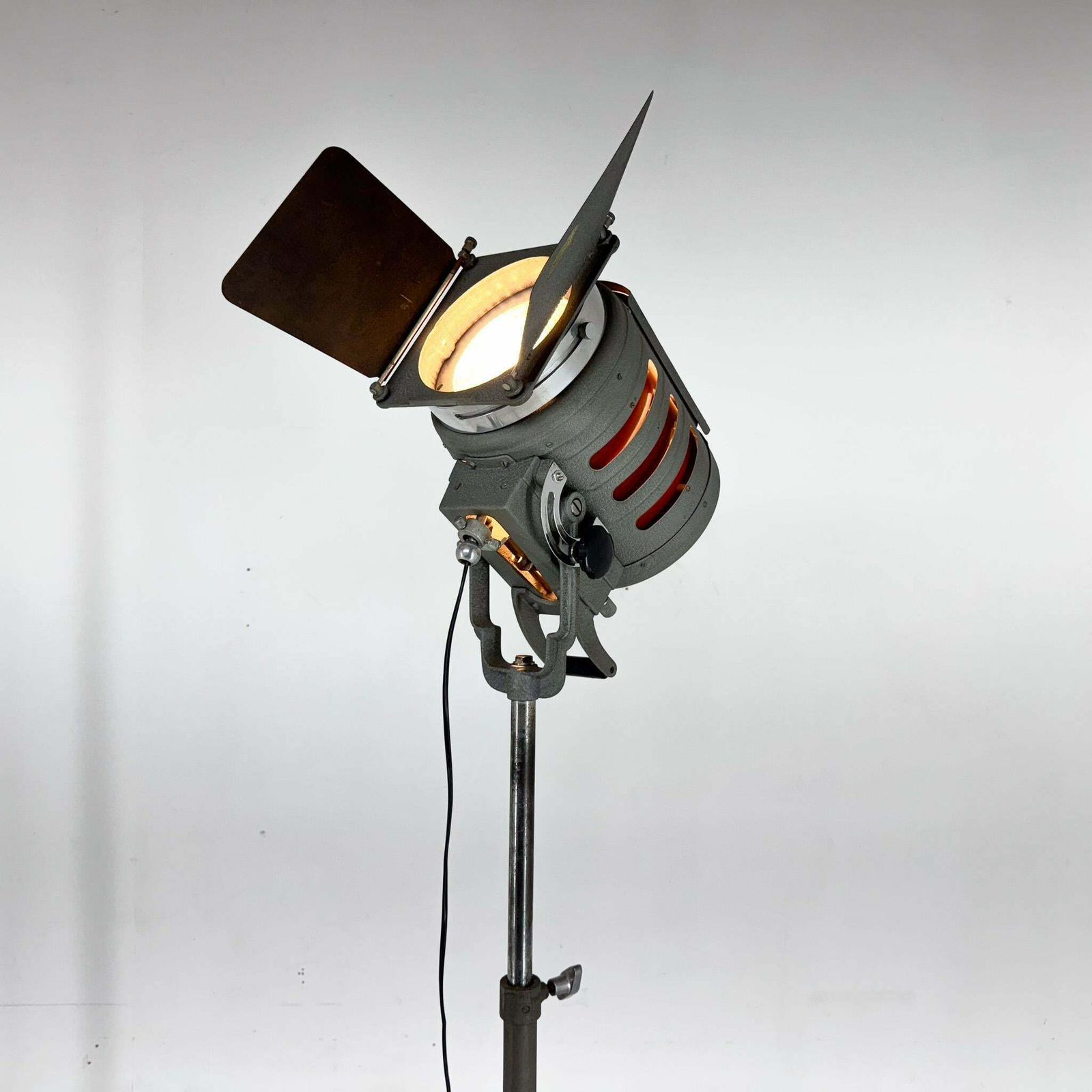 Mid Century Italian Cinema Floor Lamp From Ing. S. Marcucci Srl. Coemar, 1950s photo Lighting