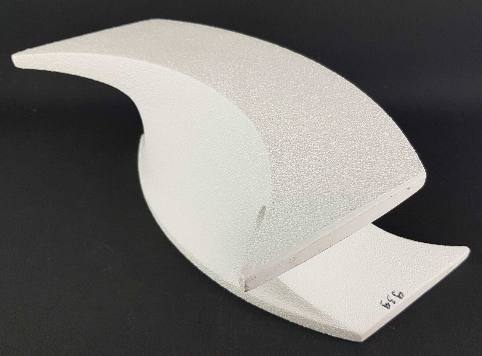 photo furniture Vintage Bertoncello   Roberto Rigon White Wave Vase 939 Italian Pottery 1960s 1970s