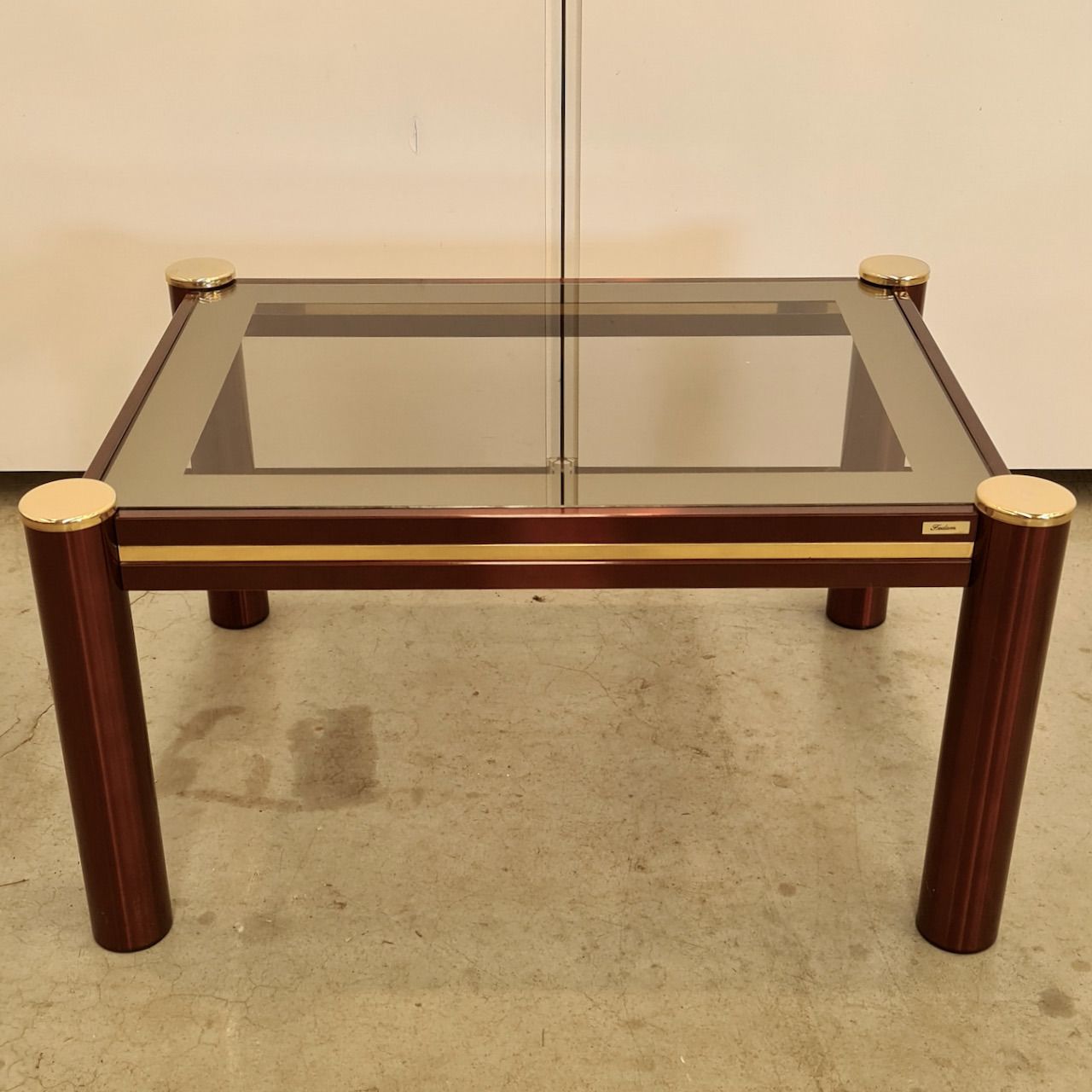 Fedam Burgundy And Gold Salon Table photo Meubels