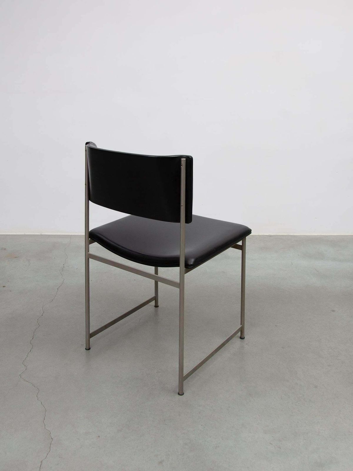 Cees Braakman For Pastoe Set Of Six Sm08 Dining Chairs In Black Leather. photo 2000.0