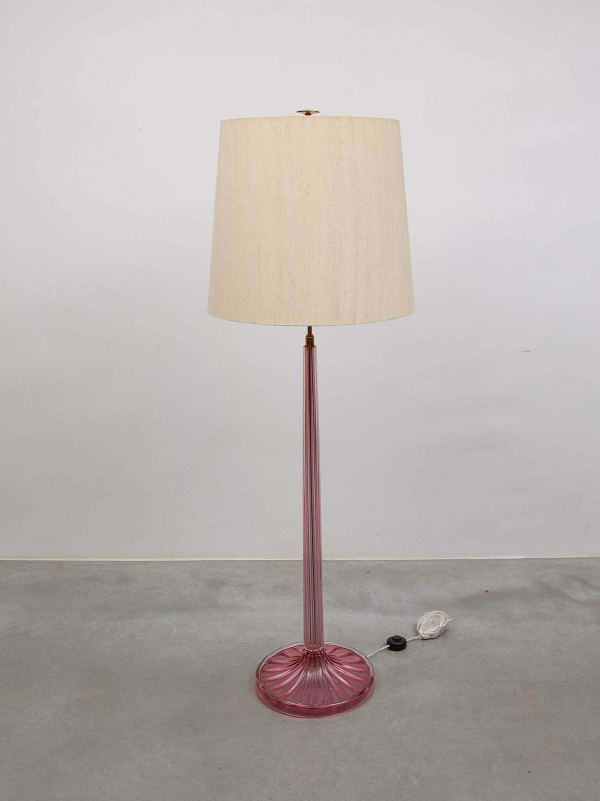Barovier E Tosso Pink Art Glass Floor Lamp, Murano Blown Glass, 1950s, Italy photo vinterior