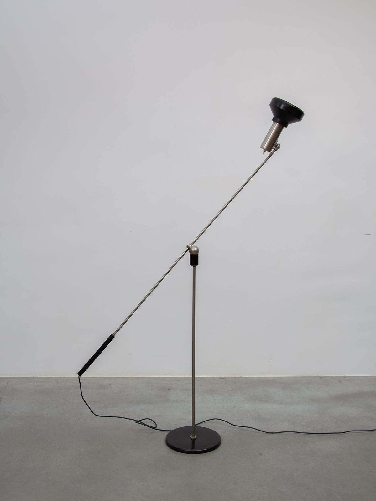 Rare Magneto Floor Lamp Designed By H Fillekes For Artiforte 1956 Holland photo vinterior