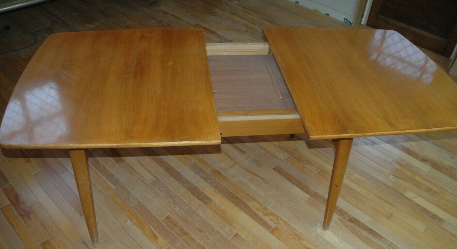 8 Moller Model 71 Chairs And Matching Dining Table photo furniture