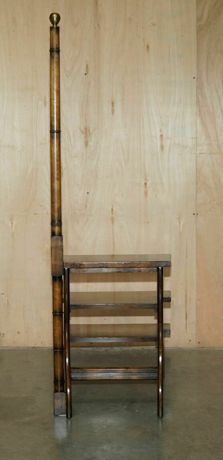 photo vinterior Vintage Art Nouveau Style 166 Cm Tall Brass Topped Mahogany Library Steps