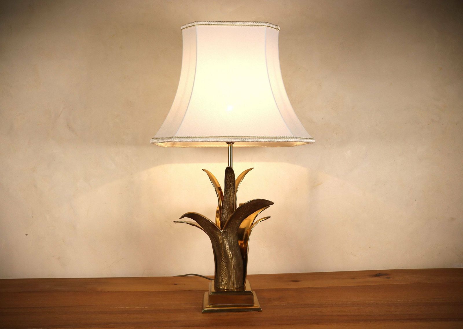 Hollywood Regency Table Lamp In The Manner Of Maison Charles (St.124)
