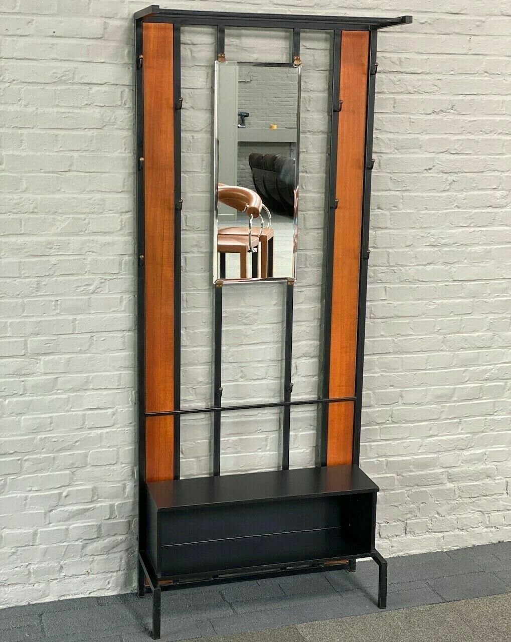 Mid Century Modern Kapstok, Ca. Jaren 1950 photo furniture