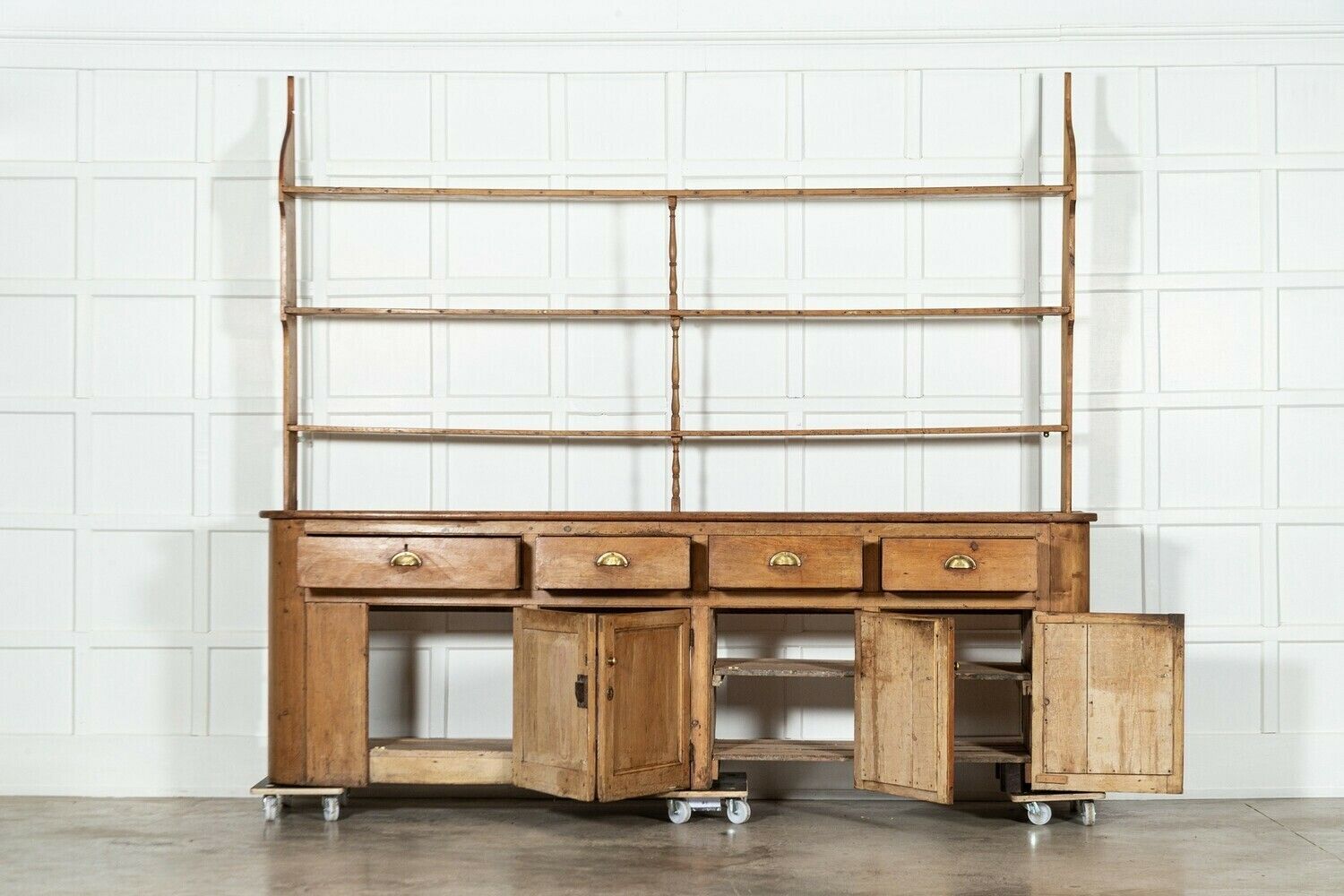 photo vinterior Monumental Estate Made English Georgian Pine Dresser