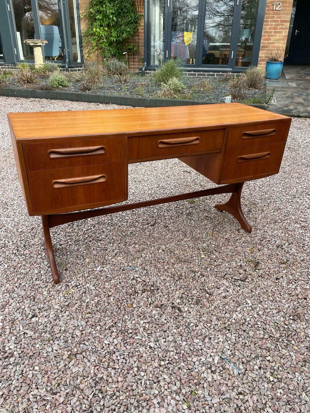 G Plan Fresco Mid Century Teak Desk 60s photo 585.0