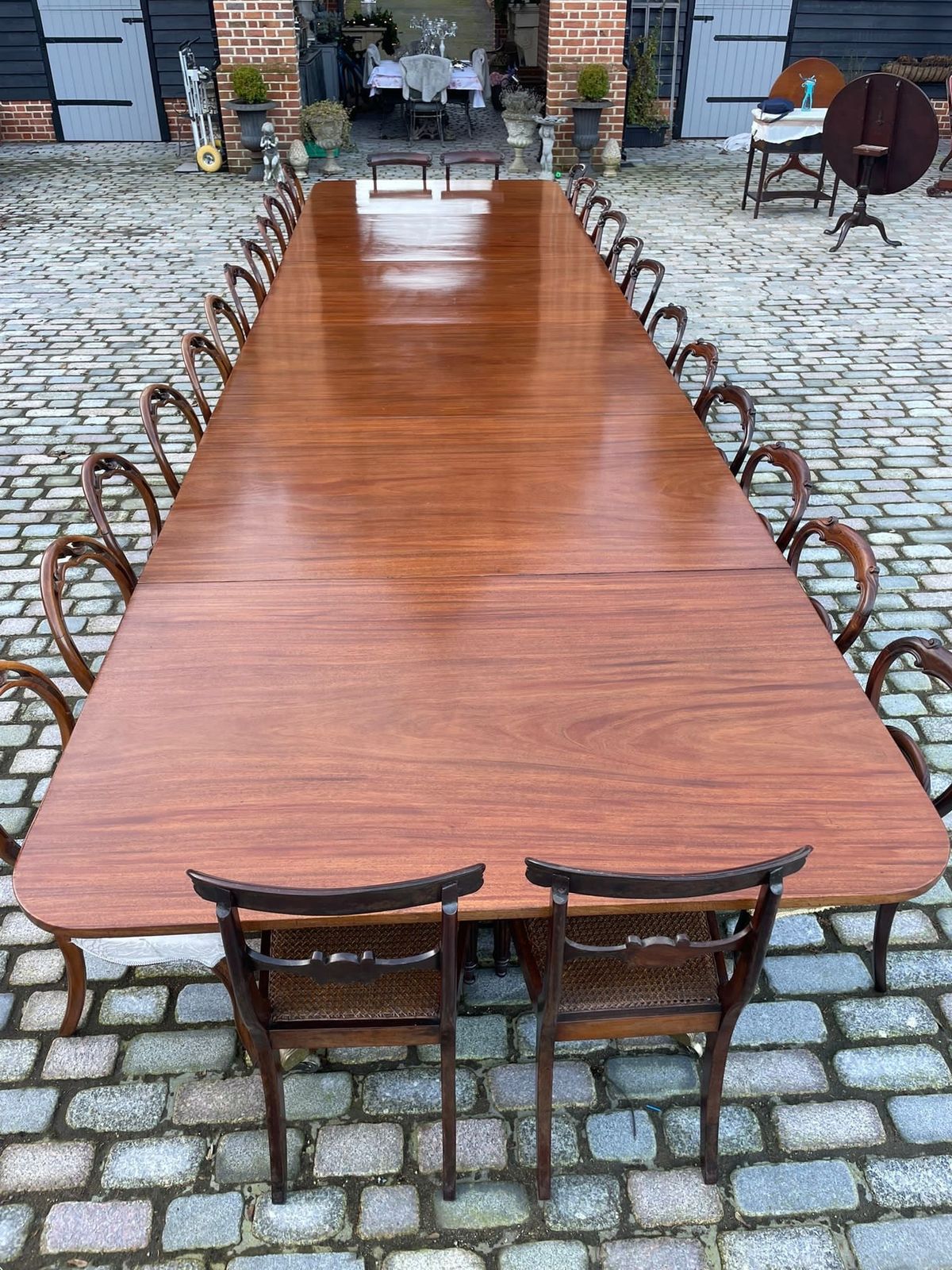 Rare 28 Seater 6 Pilar Antique Quality Mahogany Dining Table 72 X 161 X 609 Cm photo vinterior