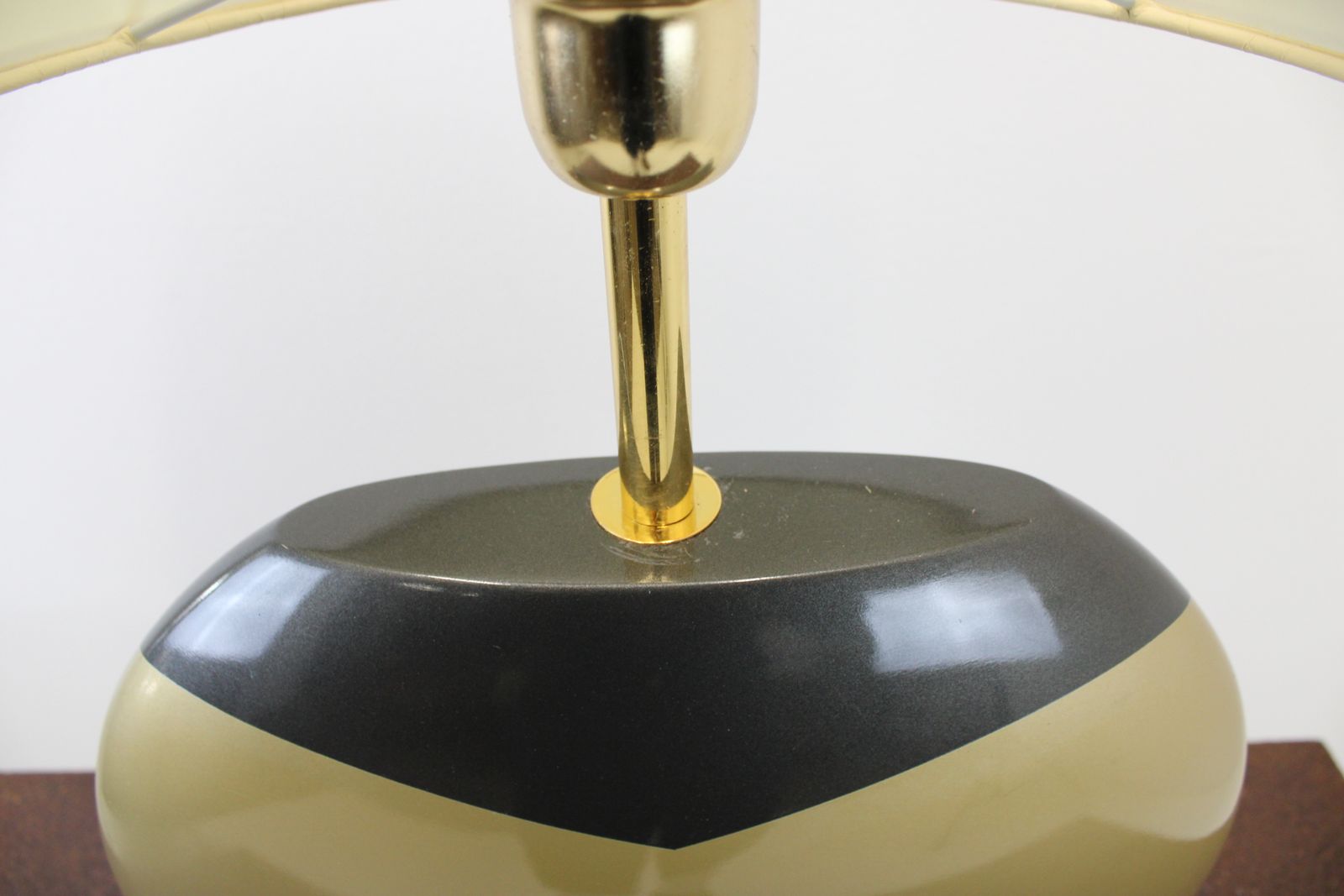 Vintage Wooden Lamp/Desk Light With Shade And Brass/Mcm Lighting/Italy 80's photo buy