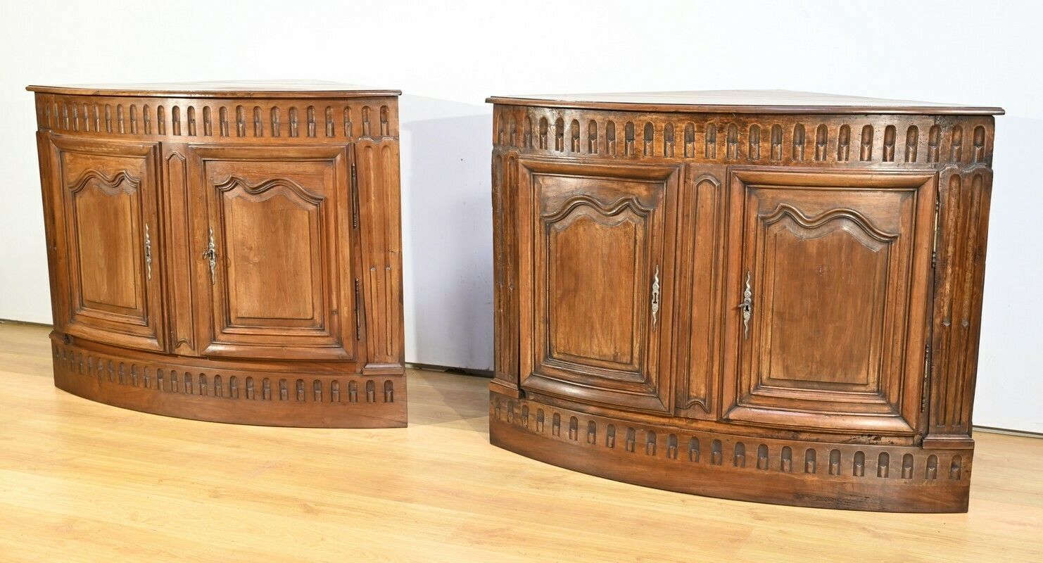 Pair Of Important Walnut Property Corners, Regency Style – 18th Century photo for sale