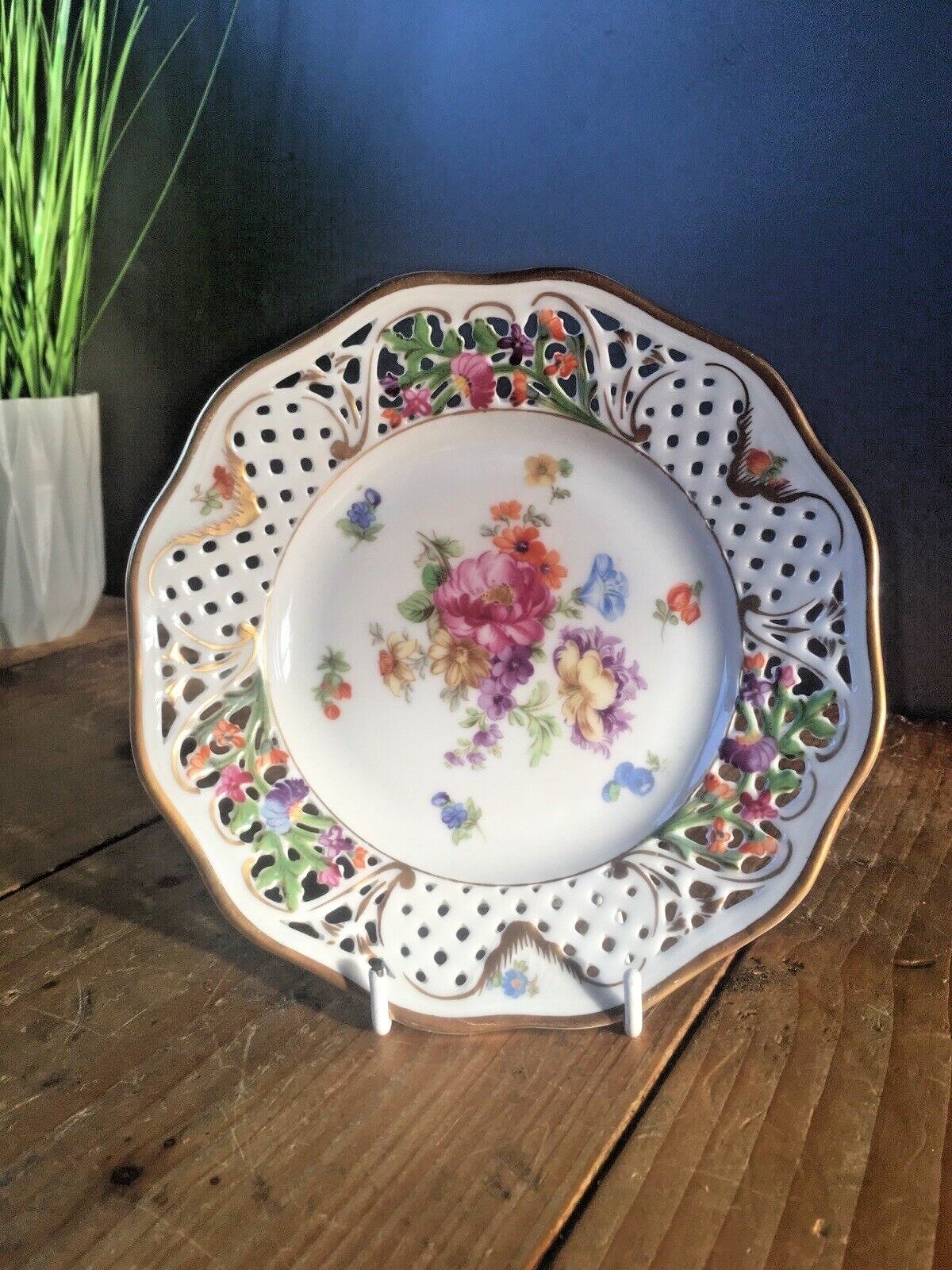 6 Antique German Schumann Porcelain Floral Sprays Basket Weave Cabinet Plates photo vinterior