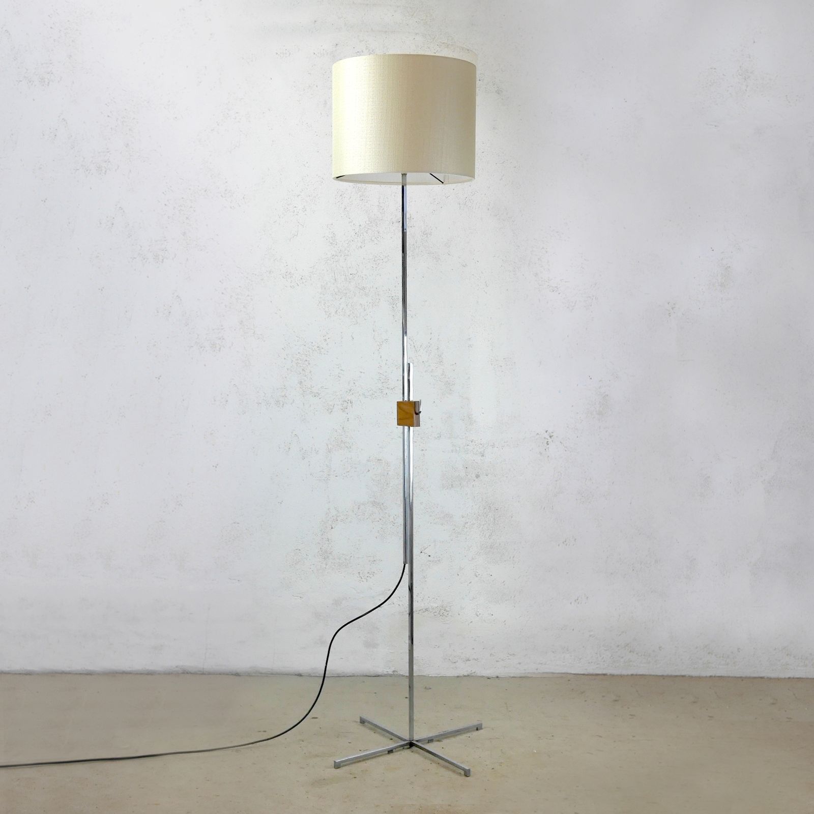Mid Century Adjustable Chrome Walnut Floor Lamp Light Hans Eichenberger Swedish photo vinterior